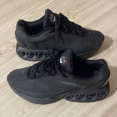 Nike Air Max DN "Black and Dark Smoke Grey"