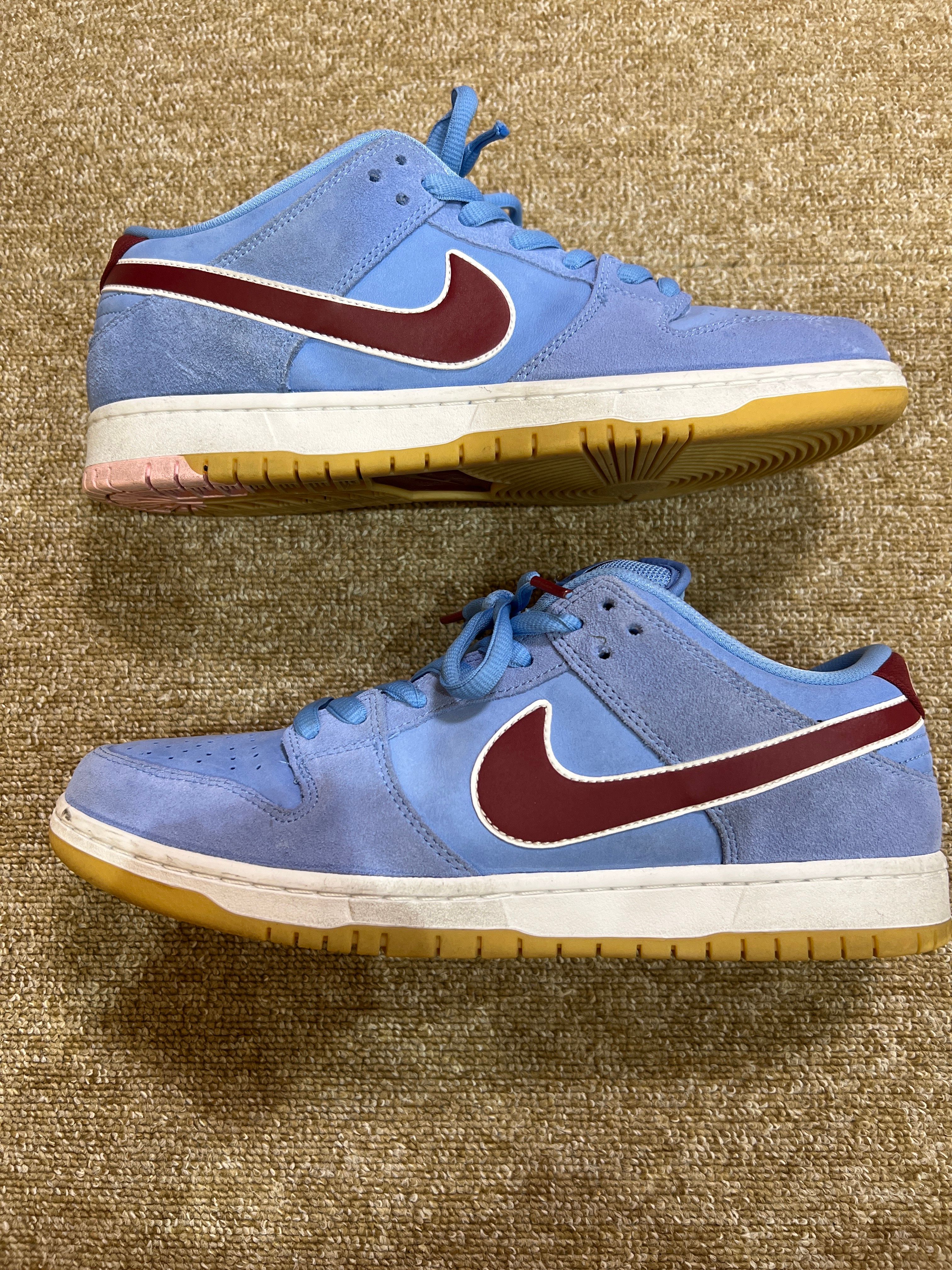 Nike SB Dunk Low Pro "Philadelphia Phillies/Valor Blue and Team Maroon"
