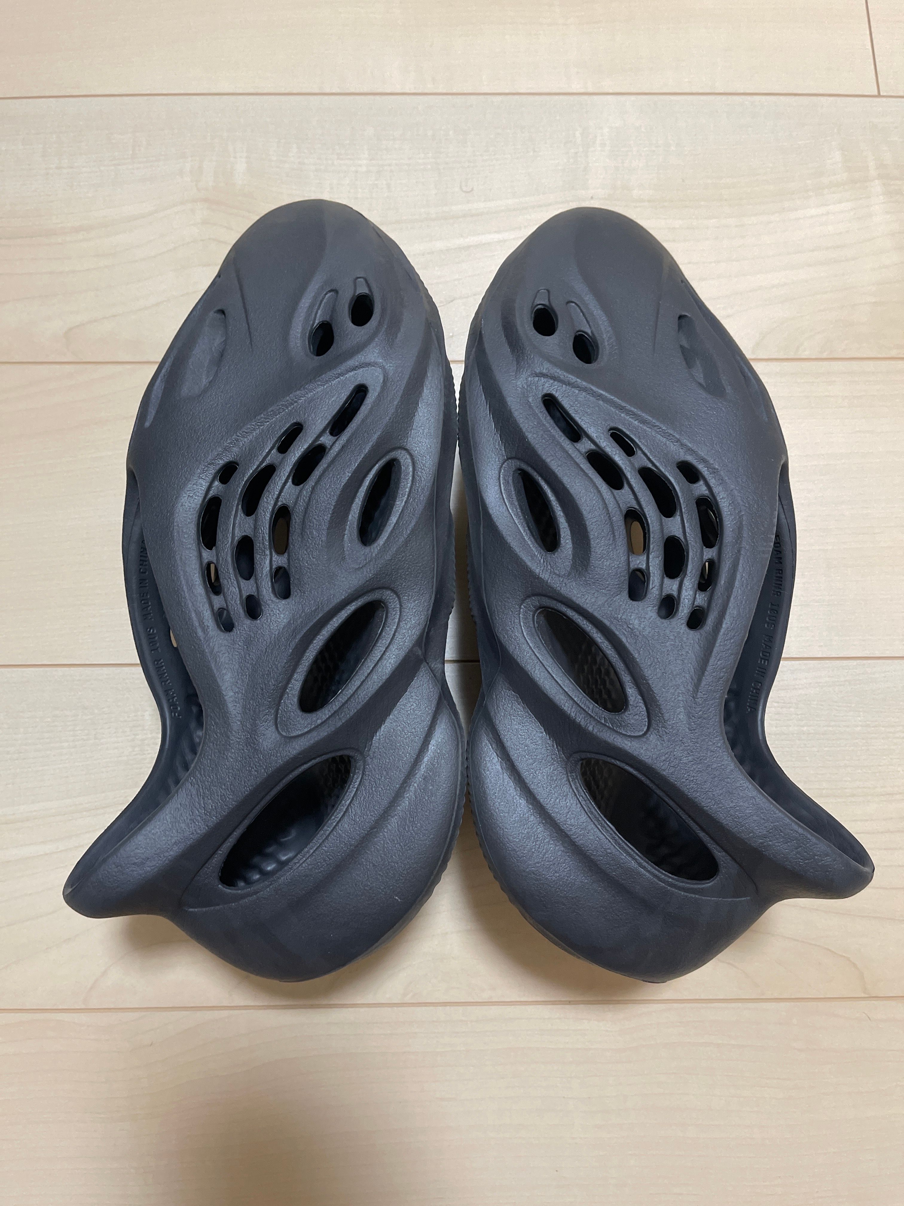 adidas YEEZY Foam Runner "Onyx"