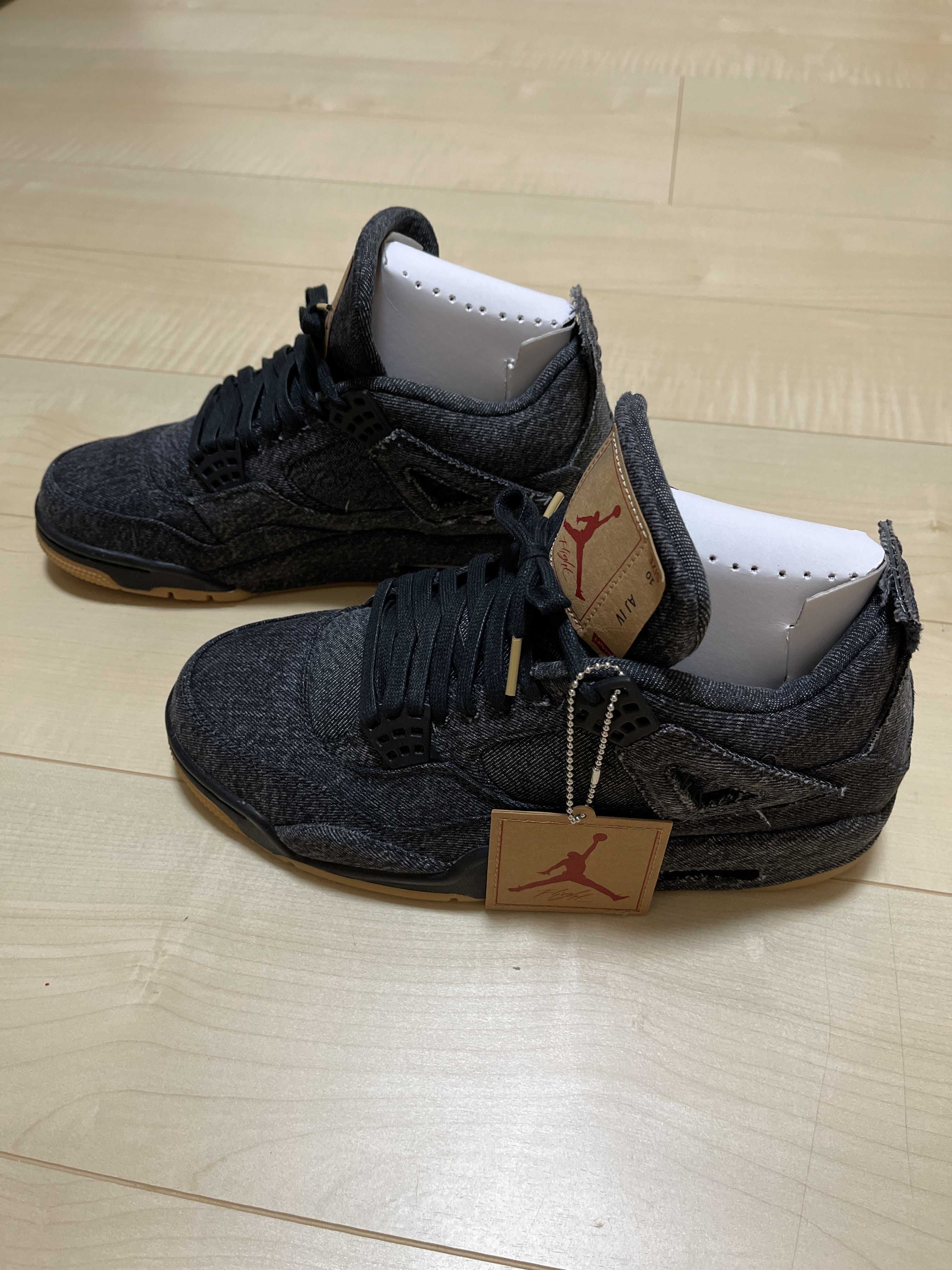 Nike × Levi's Air Jordan 4 "Black Denim" (Tag: LEVIS®)