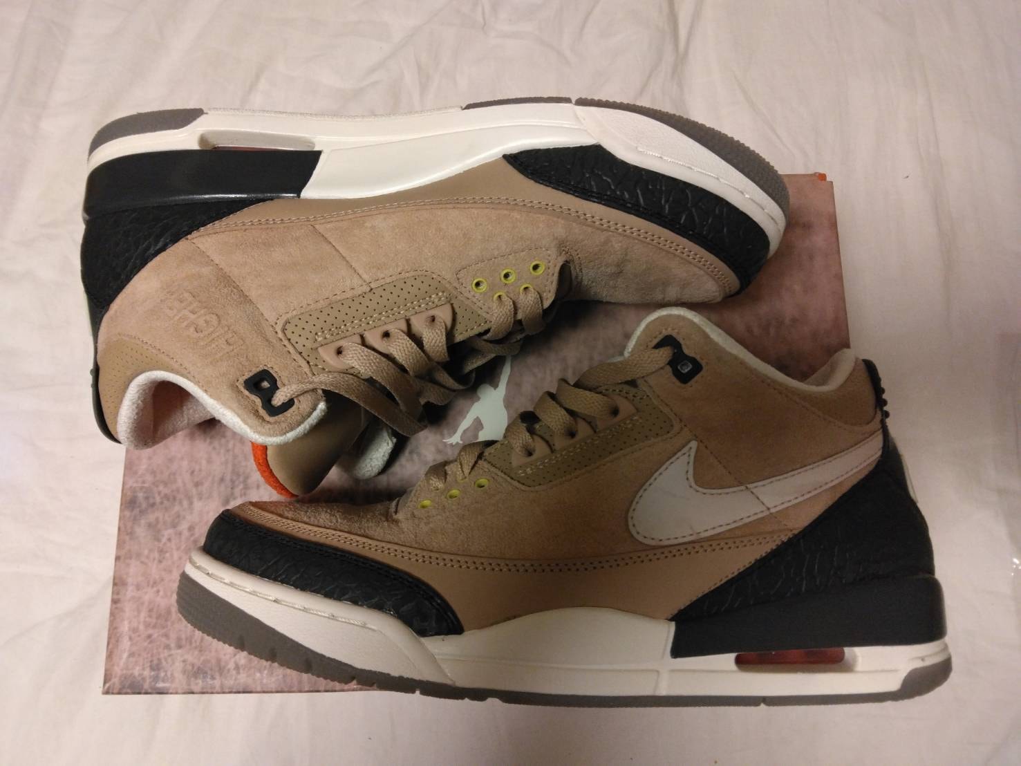Nike Air Jordan 3 Retro "JTH Bio Beige"