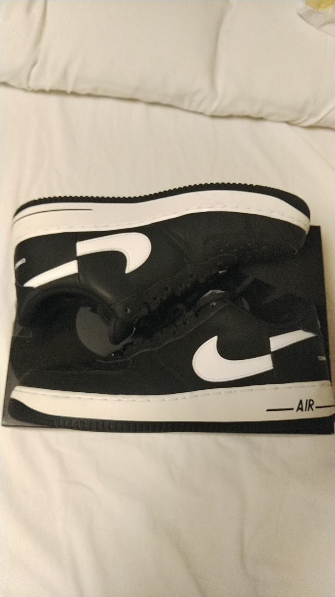 Supreme × COMME des GARCONS SHIRT × Nike Air Force 1 Low "Black/White" (2018)