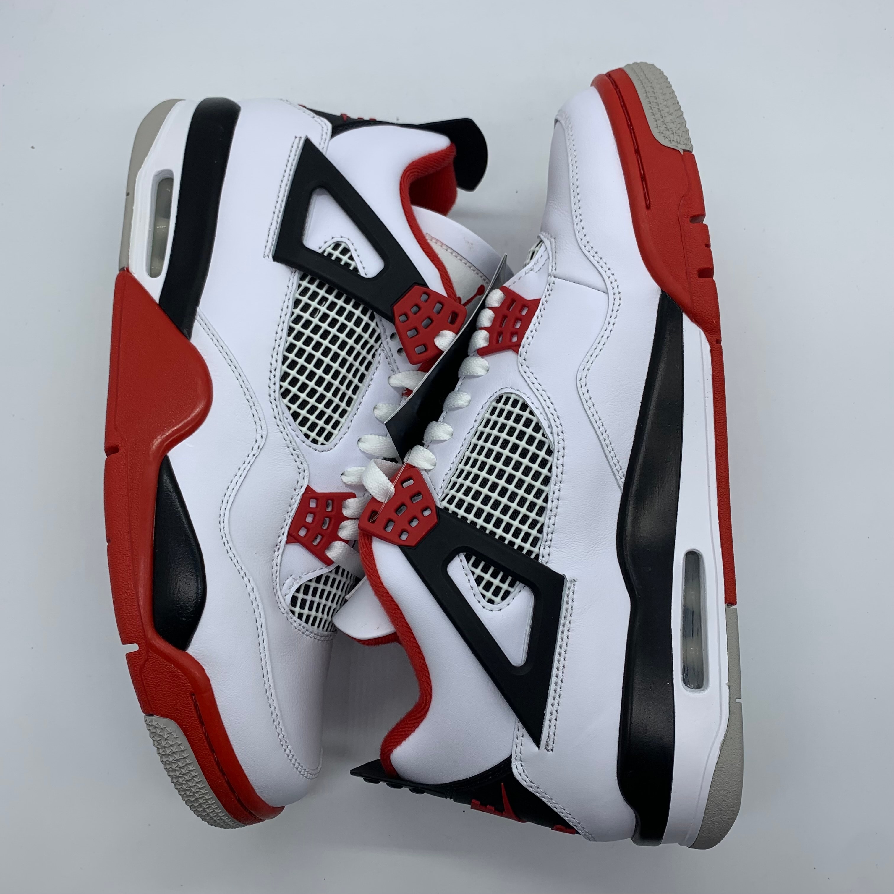Nike Air Jordan 4 Retro OG Fire Red 中古品 Air Jordan 4 Retro OG 'Fire Red'