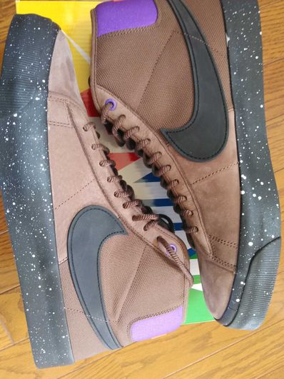 GRANT TAYLOR × Nike SB Blazer Mid