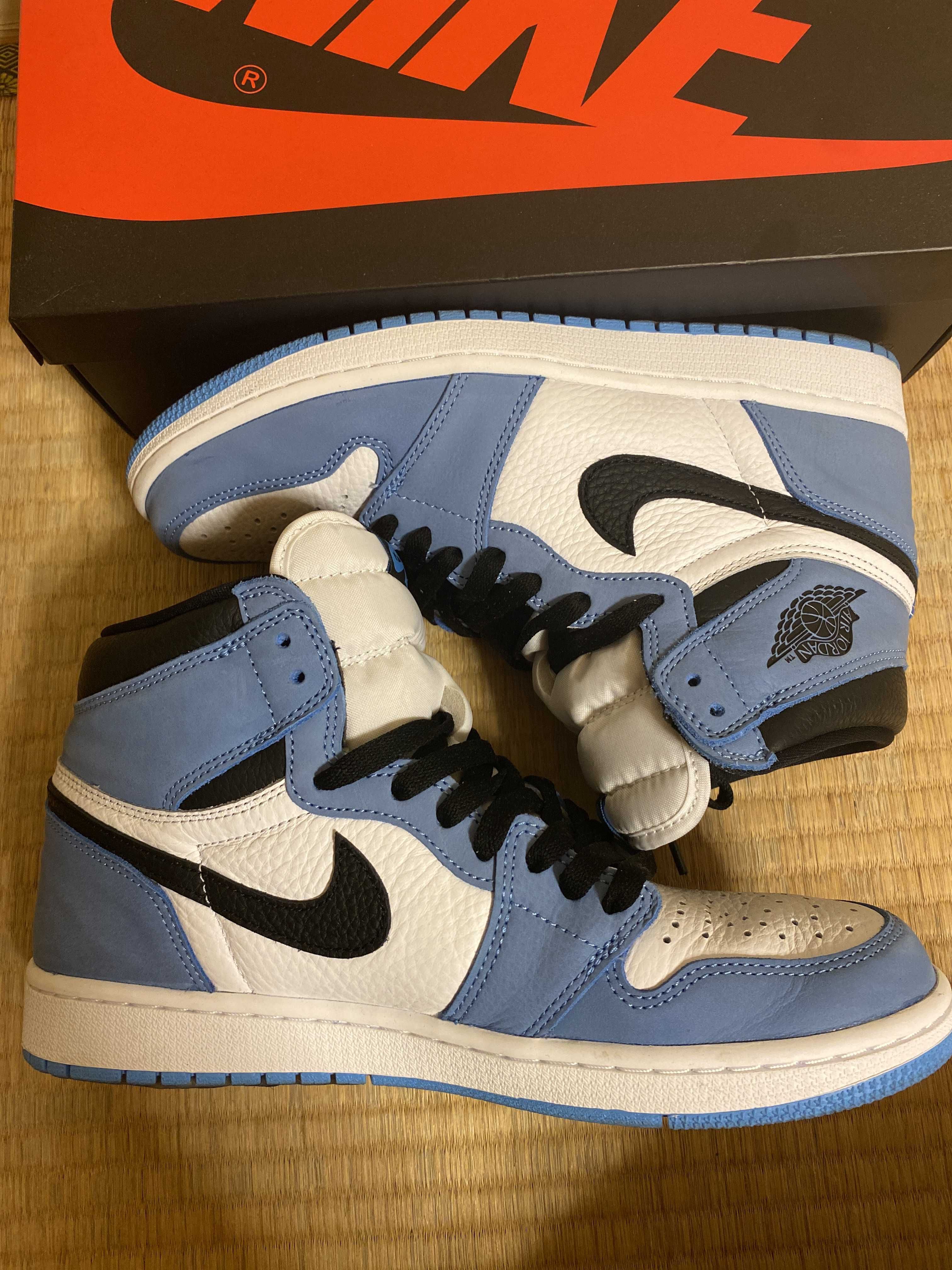 Nike Air Jordan 1 High OG "University Blue"