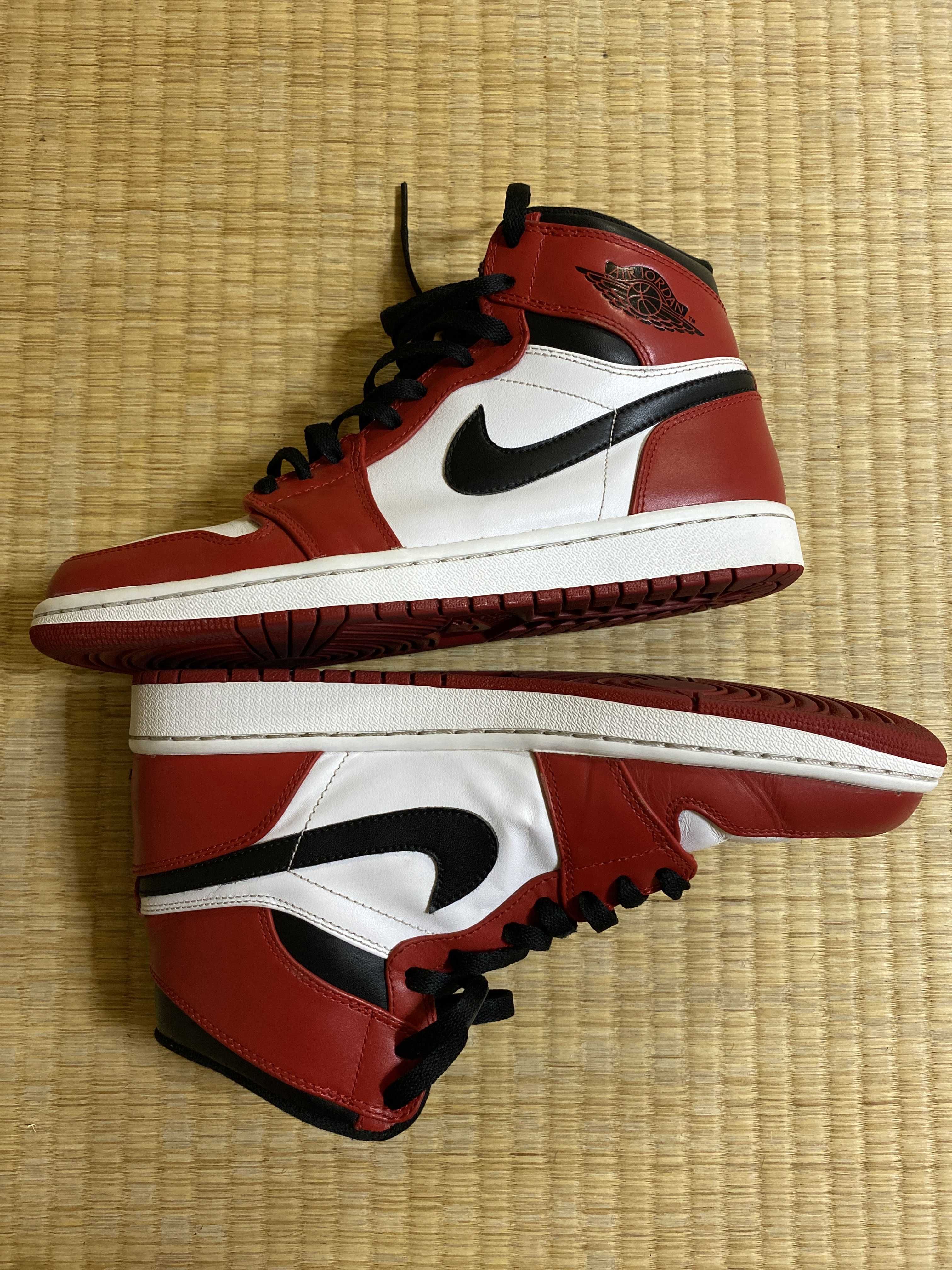 Nike Air Jordan 1 Retro High "Chicago" (2013)