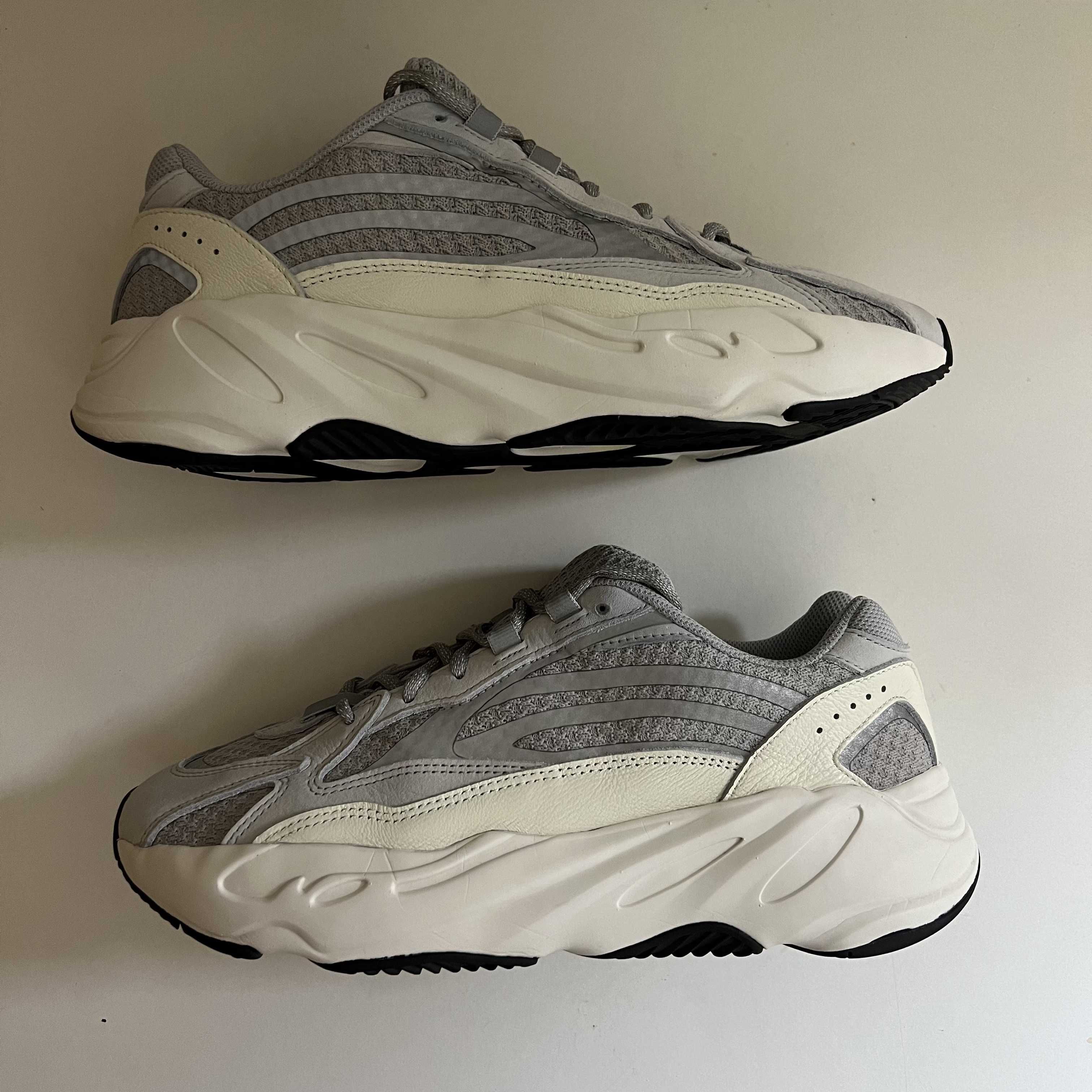 adidas YEEZY Boost 700 V2 "Static"