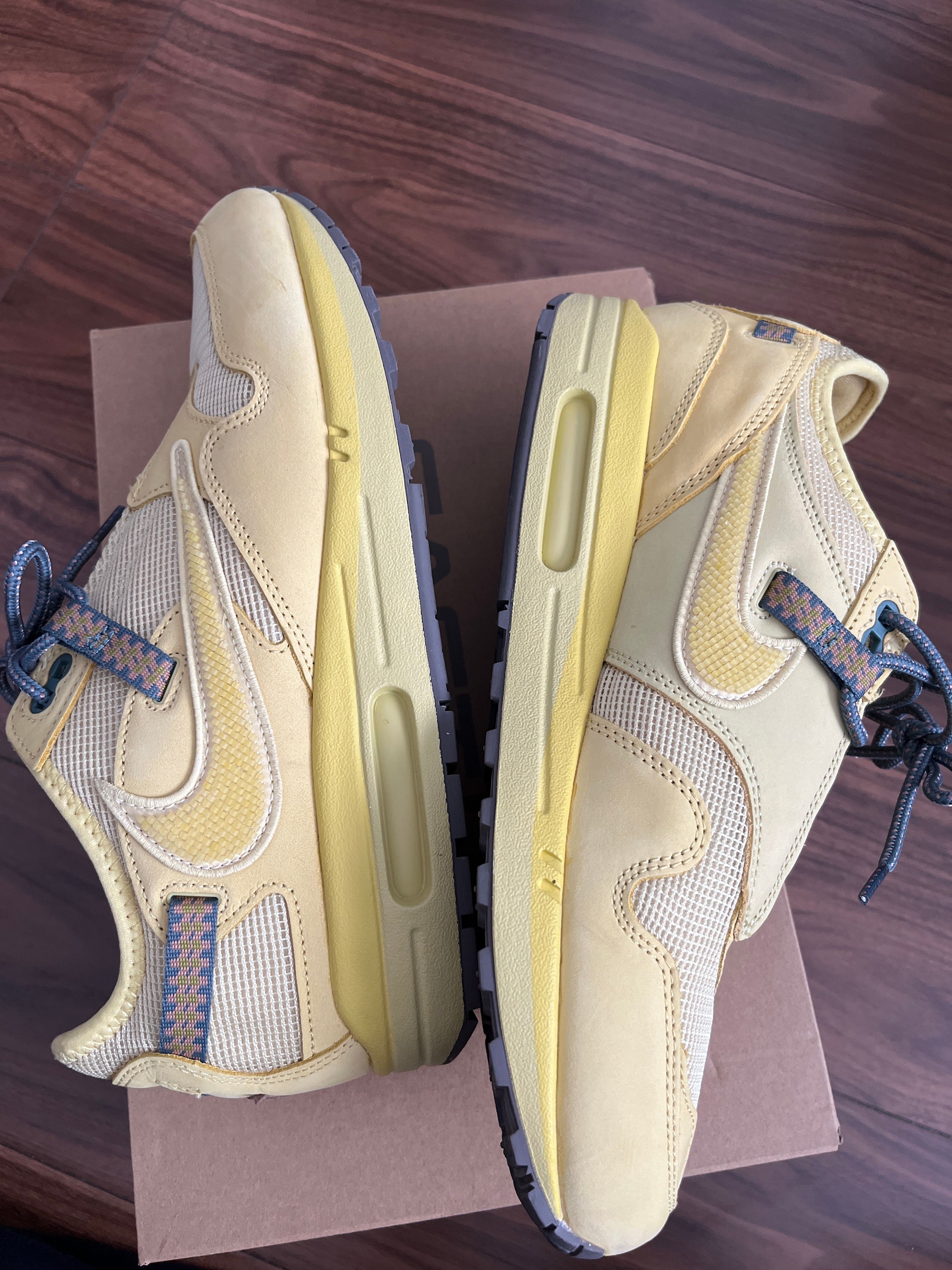 Travis Scott × Nike Air Max 1 "CACT.US Gold"