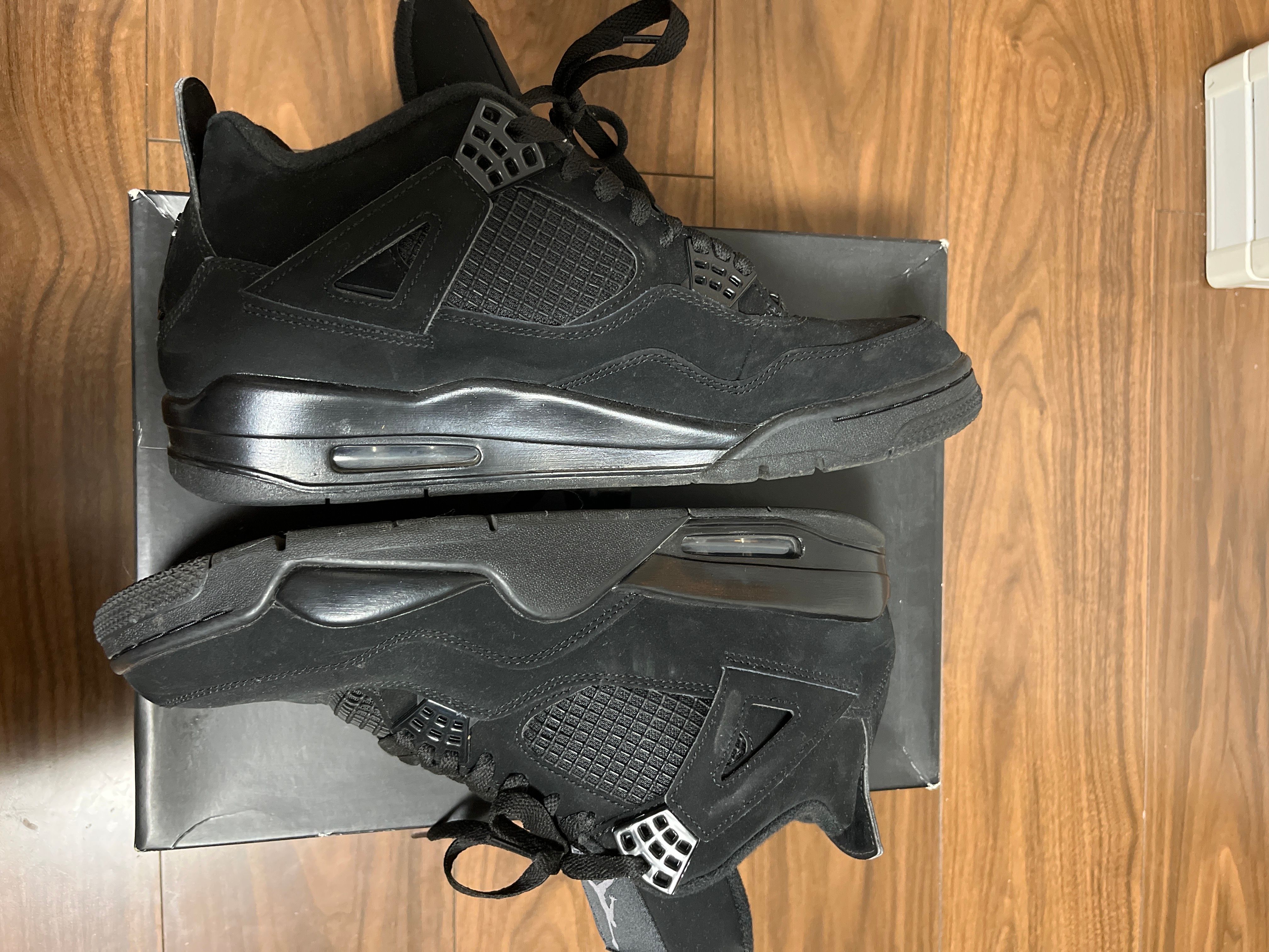Nike Air Jordan 4 "Black Cat"