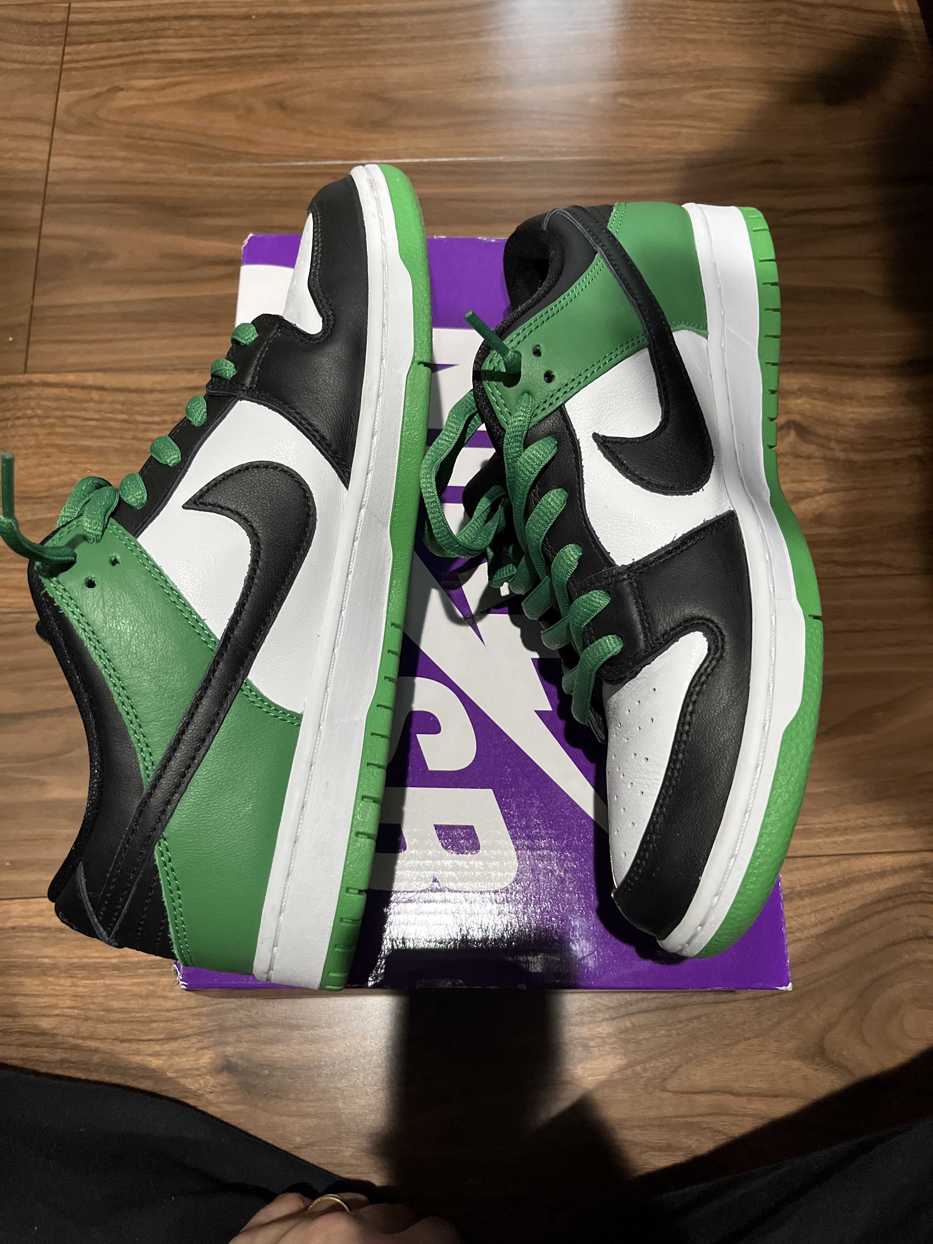 Nike SB Dunk Low Pro "Black and Classic Green"