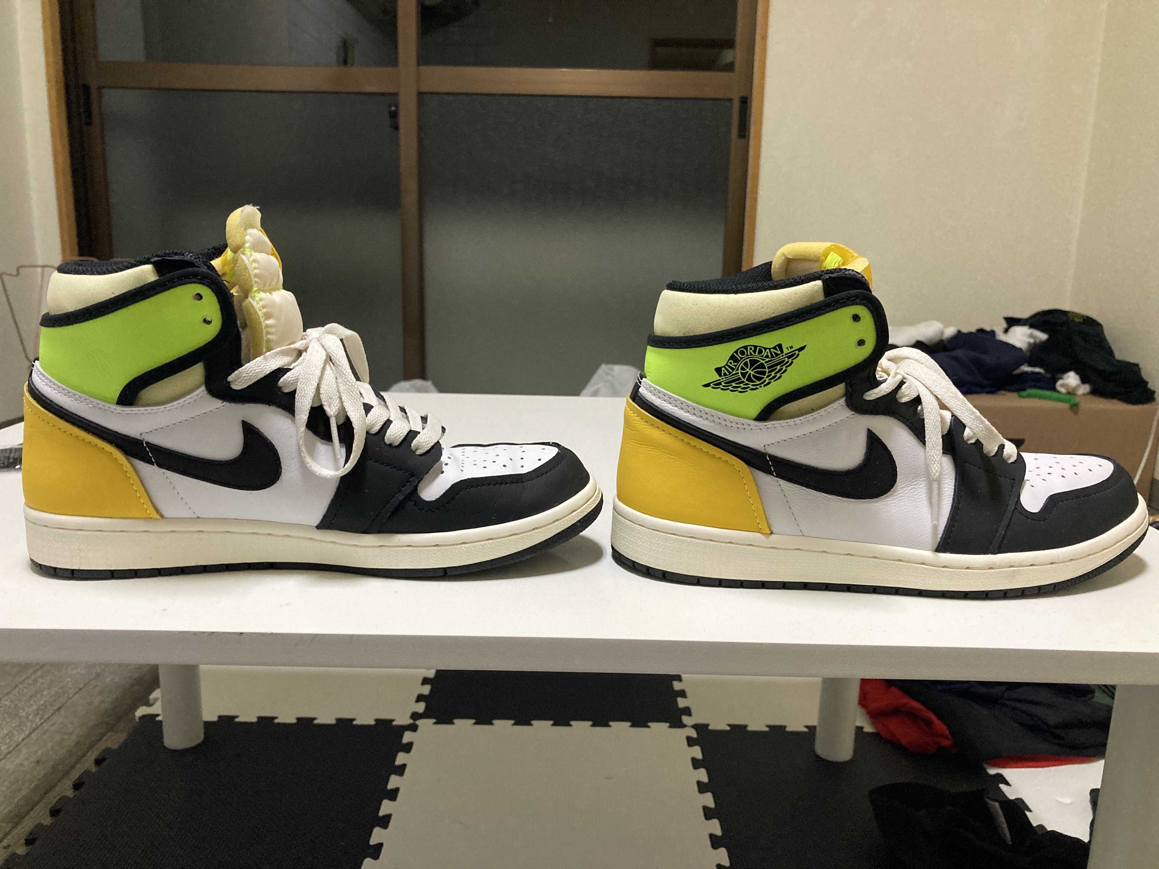 Nike Air Jordan 1 High OG "Volt Gold"