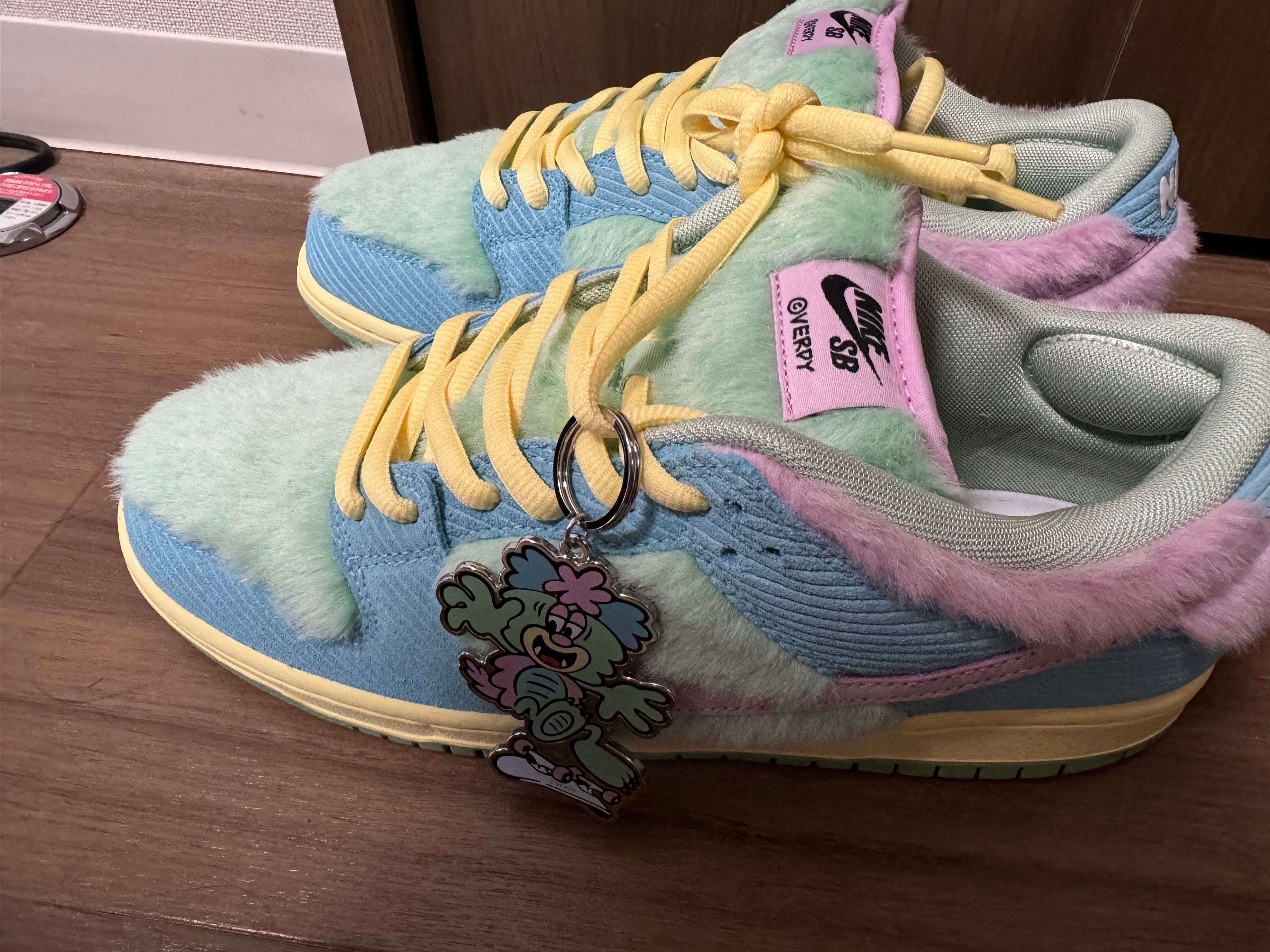 VERDY × Nike SB Dunk Low Pro QS "Visty/Blue Gaze and Enamel Green"