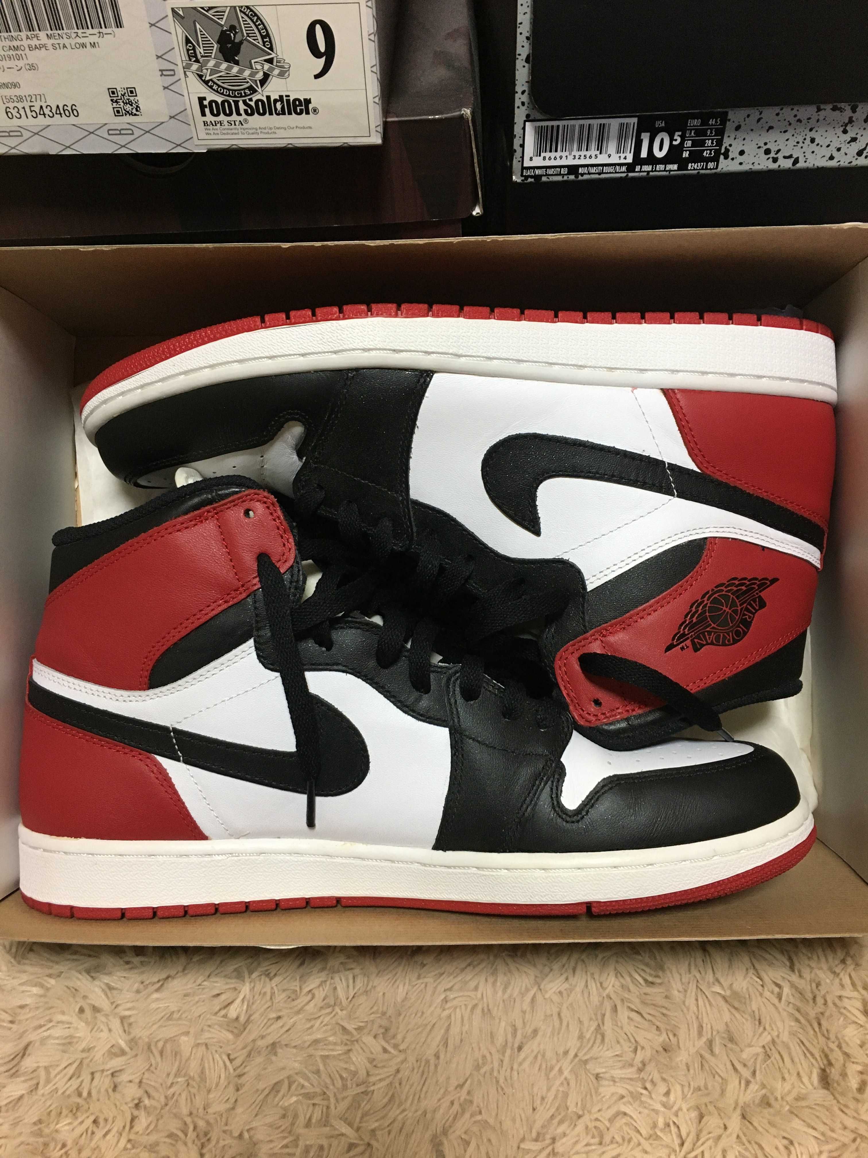 Nike Air Jordan 1 Retro High OG "Black Toe" (2013)