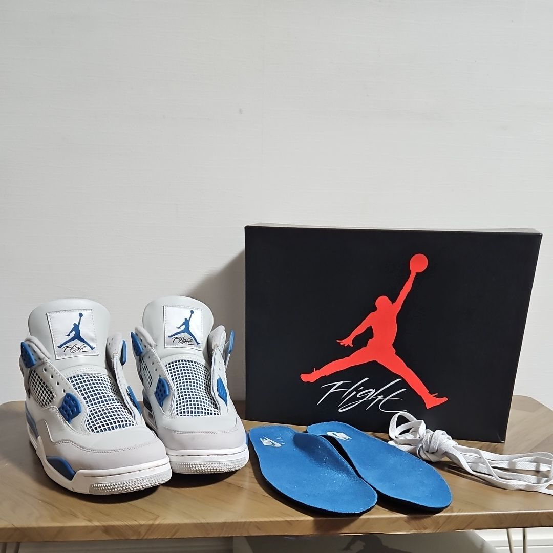 Nike Air Jordan 4 Retro "Industrial Blue"