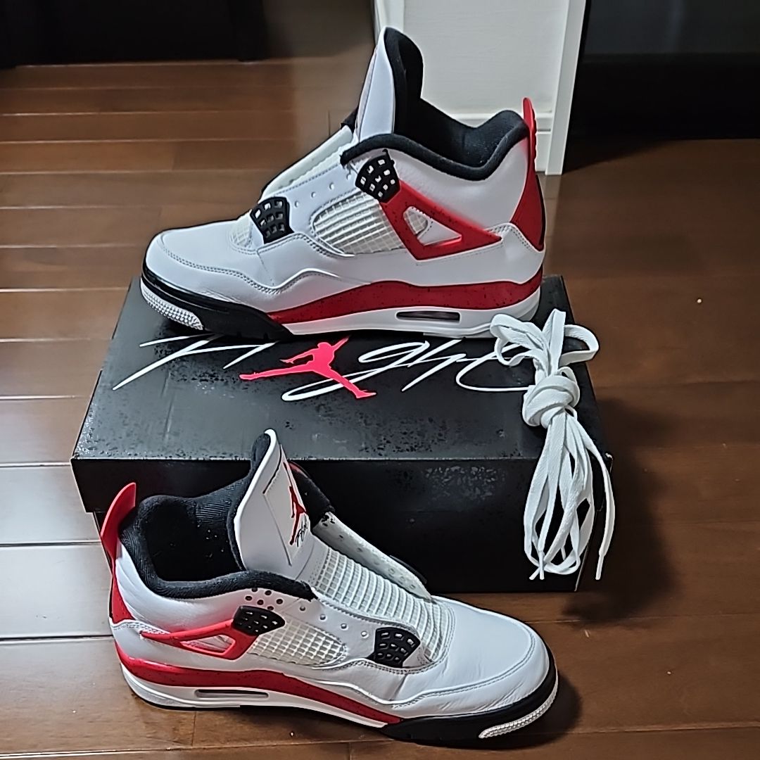 Nike Air Jordan 4 Retro "Red Cement"