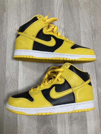 Nike Dunk High "Black/Varsity Maize"
