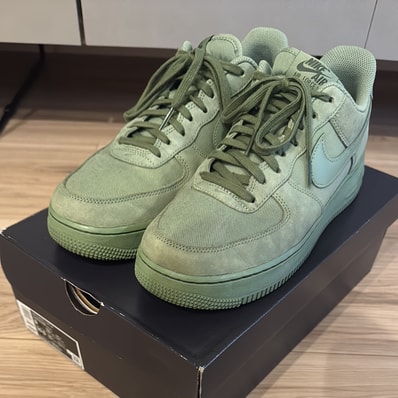 Nike Air Force 1 Low PRM "Oil Green"