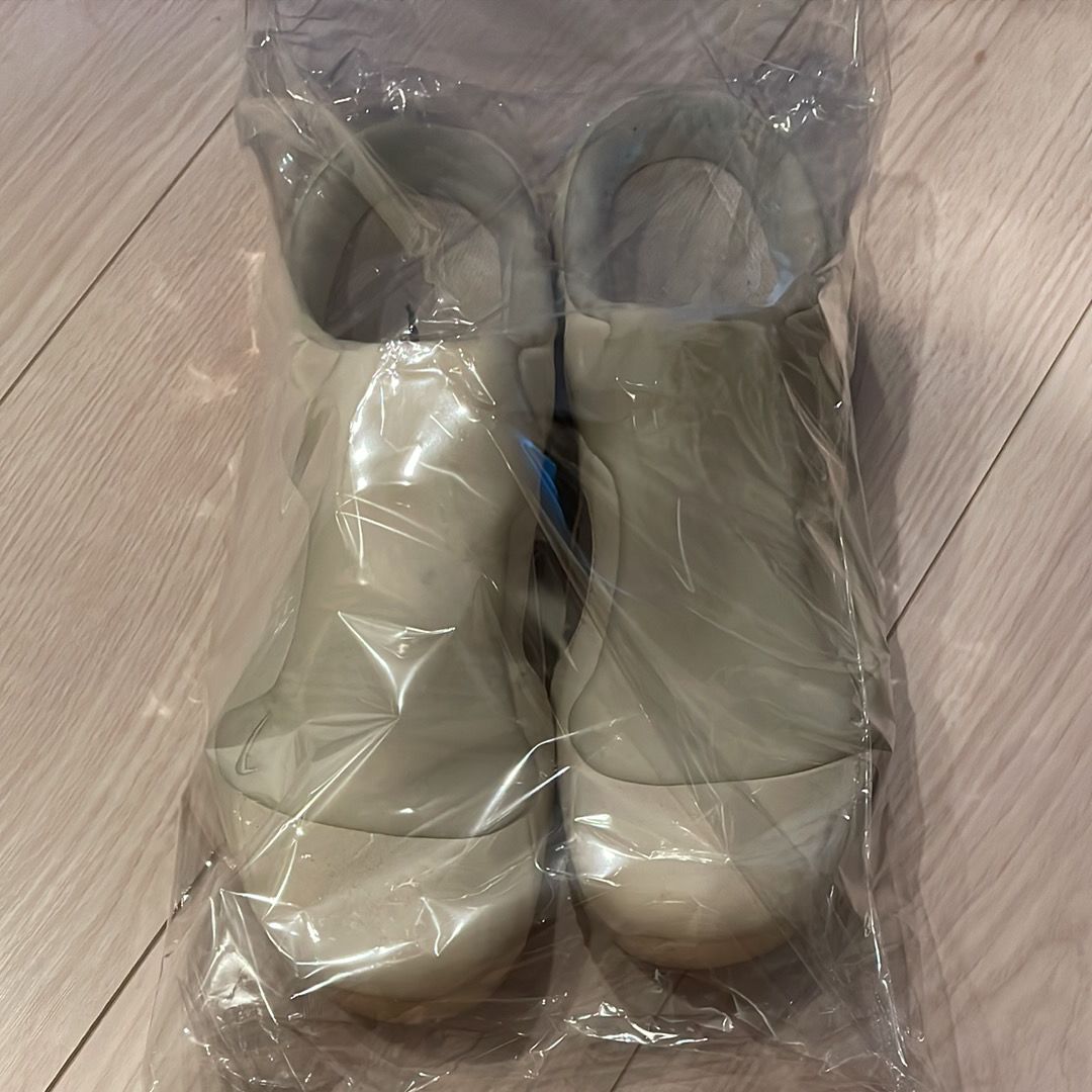 Nike Clogposite "Light Orewood Brown and White"