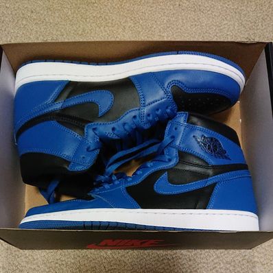 Nike Air Jordan 1 Retro High OG "Dark Marina Blue"