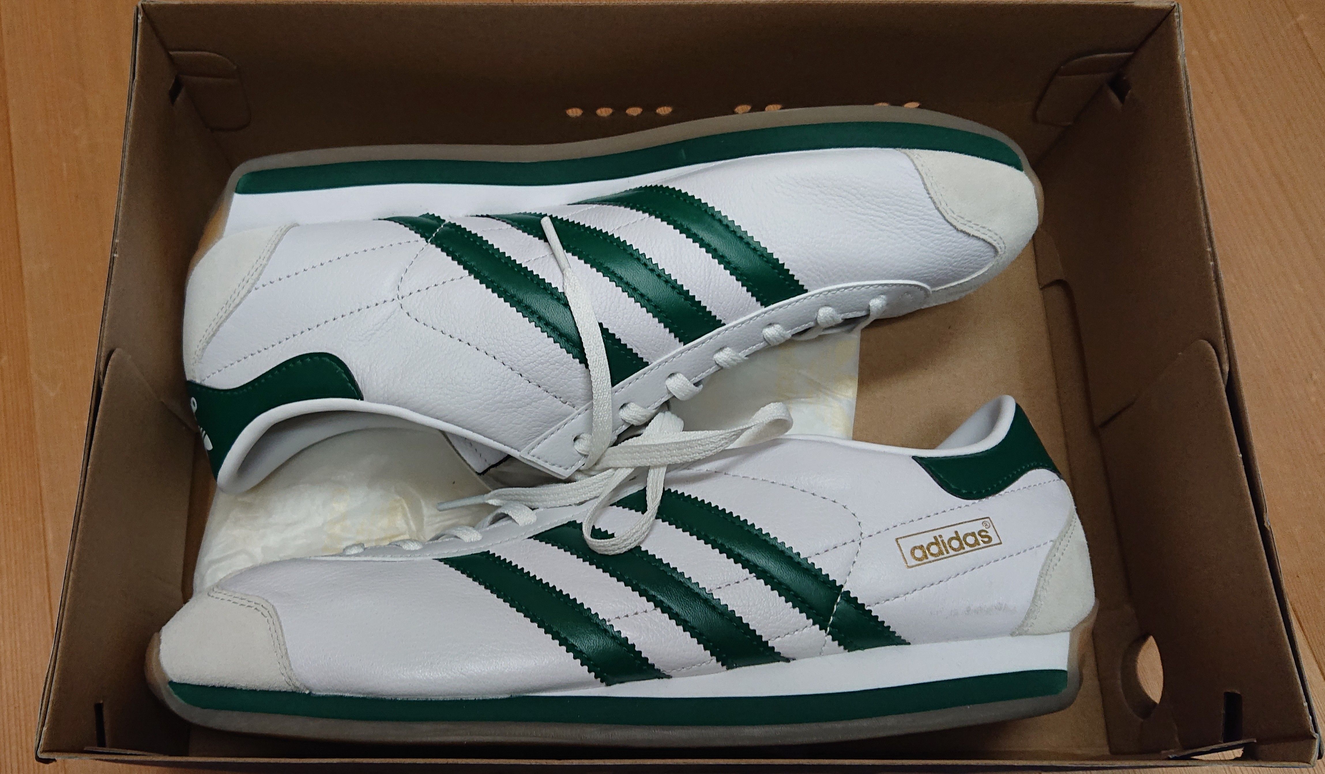 アディダスオリジナルス カントリージャパン "フットウェアホワイト/カレッジグリーン"