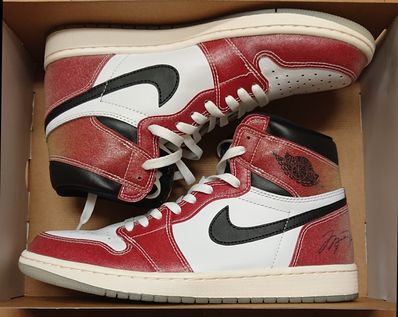 Trophy Room × Nike Air Jordan 1 High OG "Chicago"