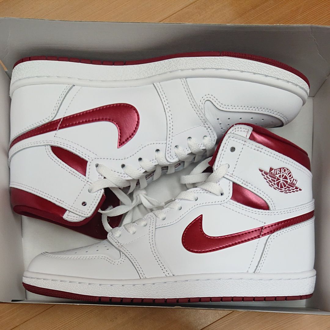 Nike Air Jordan 1 High '85 "Metallic Burgundy"