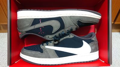 Travis Scott × Nike Air Jordan 1 Low OG SP-T "Black/Dark Mocha"