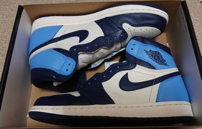Nike Air Jordan 1 Retro High OG "Obsidian/University Blue"