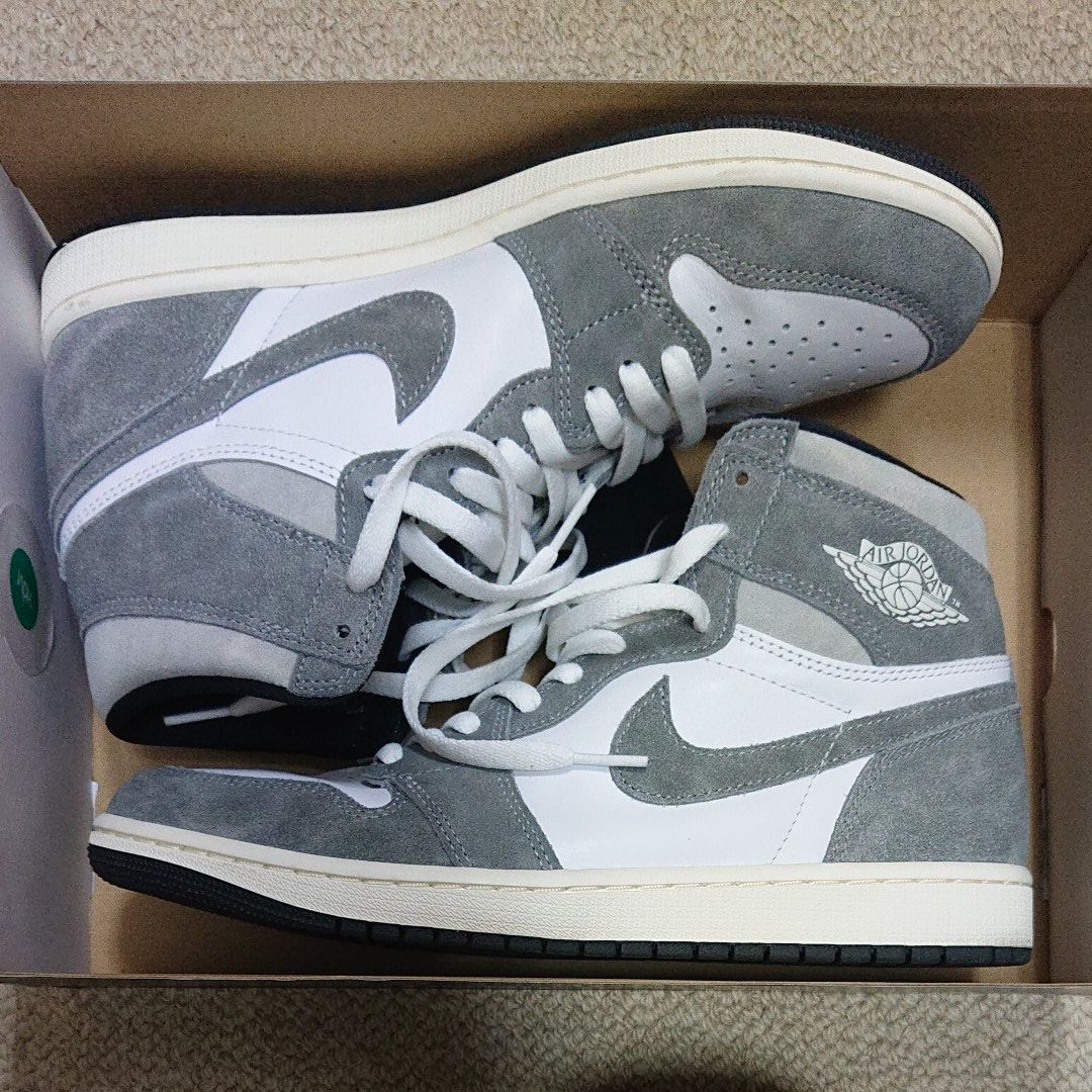 Nike Air Jordan 1 Retro High OG "Black and Smoke Grey"