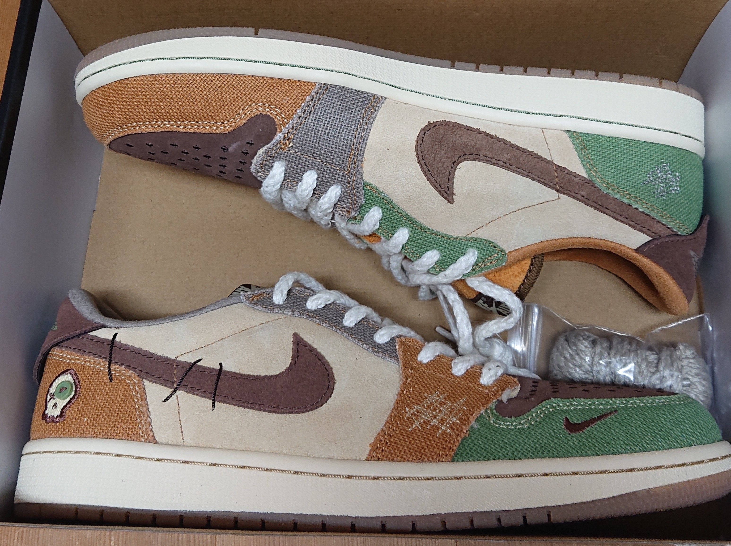 Zion Williamson × Nike Air Jordan 1 Low OG "Flax and Oil Green"