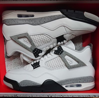 Nike Air Jordan 4 Retro "White/Cement" (2025)