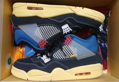 UNION × NIKE AIR JORDAN 4 "OFF NOIR"