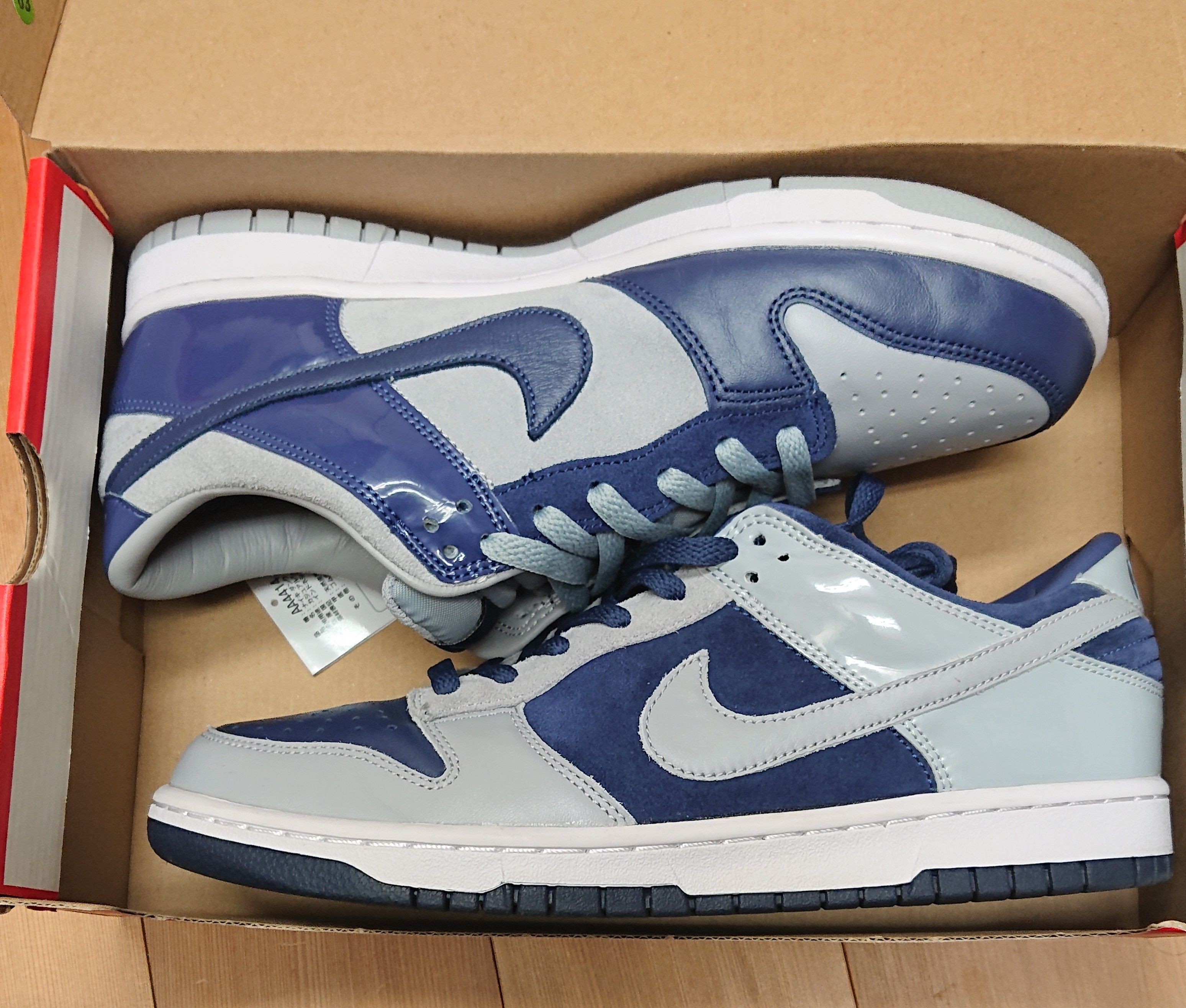 atmos × Nike Dunk Low JP "Mismatched"