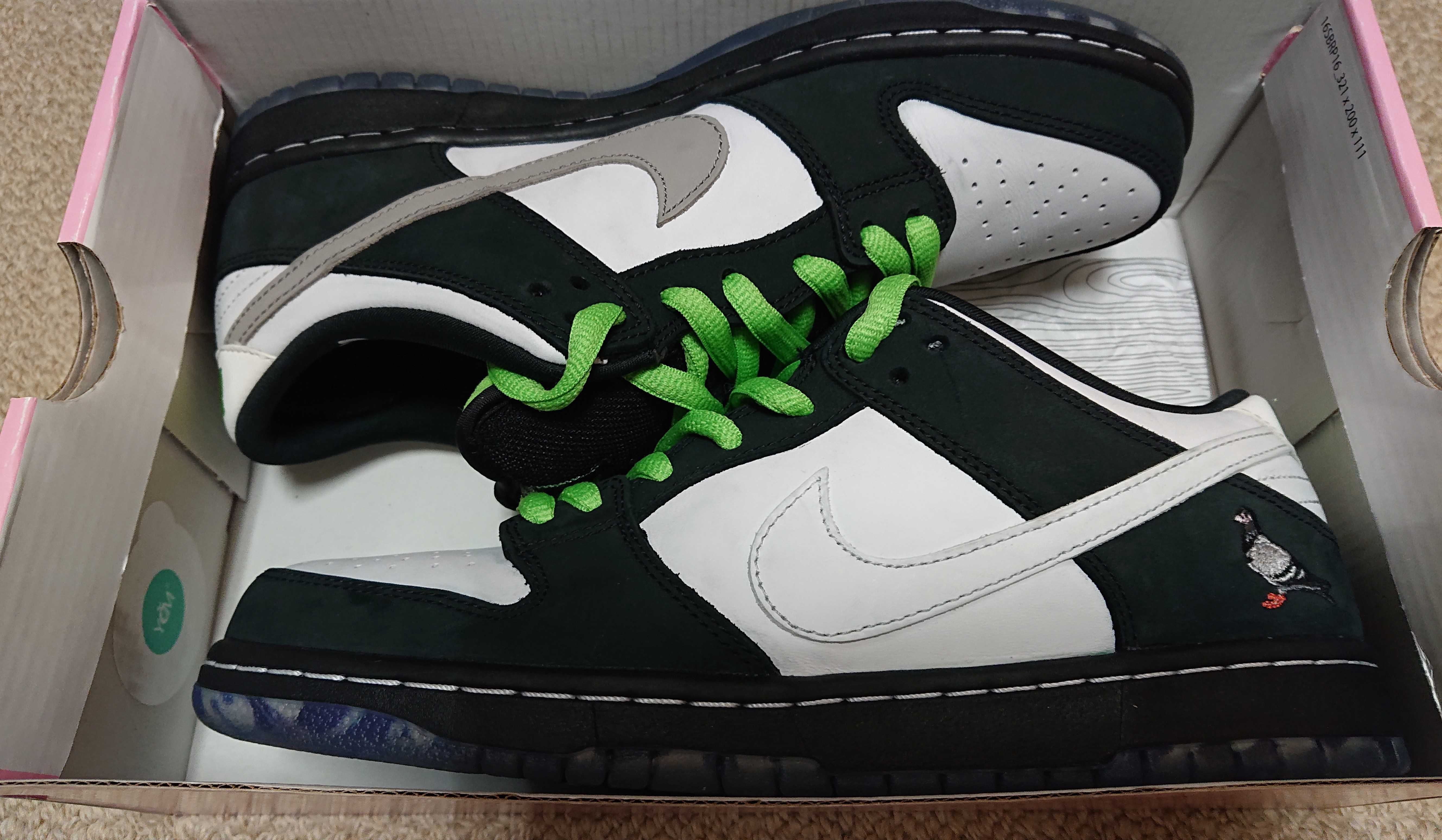 STAPLE × Nike SB Dunk Low "Pigeon Black/White"