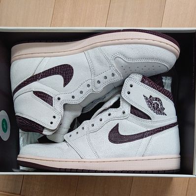 A Ma Maniere × Nike Air Jordan 1 Retro High OG "Sail and Burgundy"