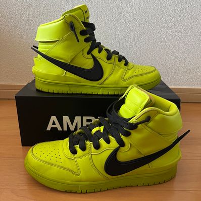 AMBUSH × NIKE DUNK HIGH "FLASH LIME"