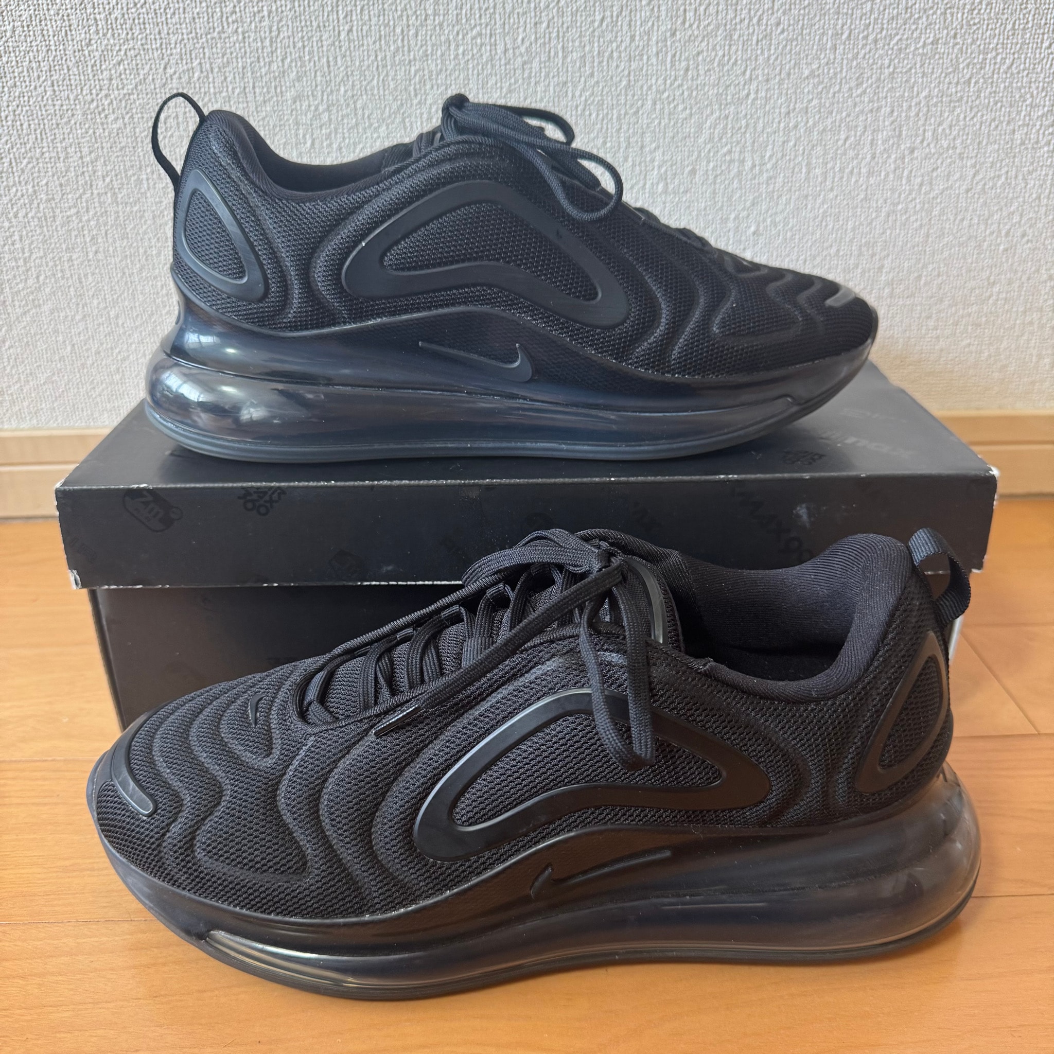 Nike AirI Max 720 "Triple Black"