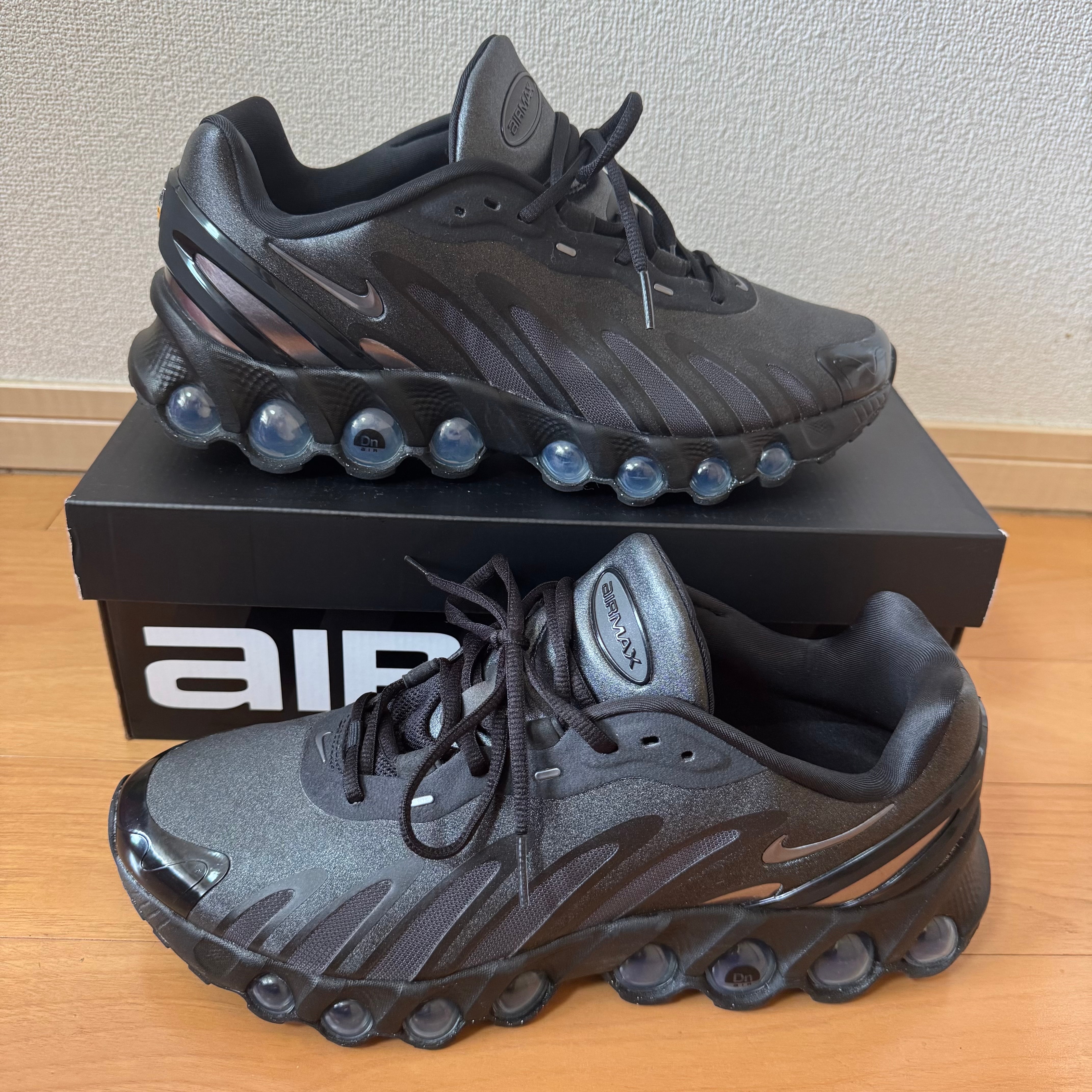 Nike Women's Air Max DN8 "Black/Metallic Dark Grey"