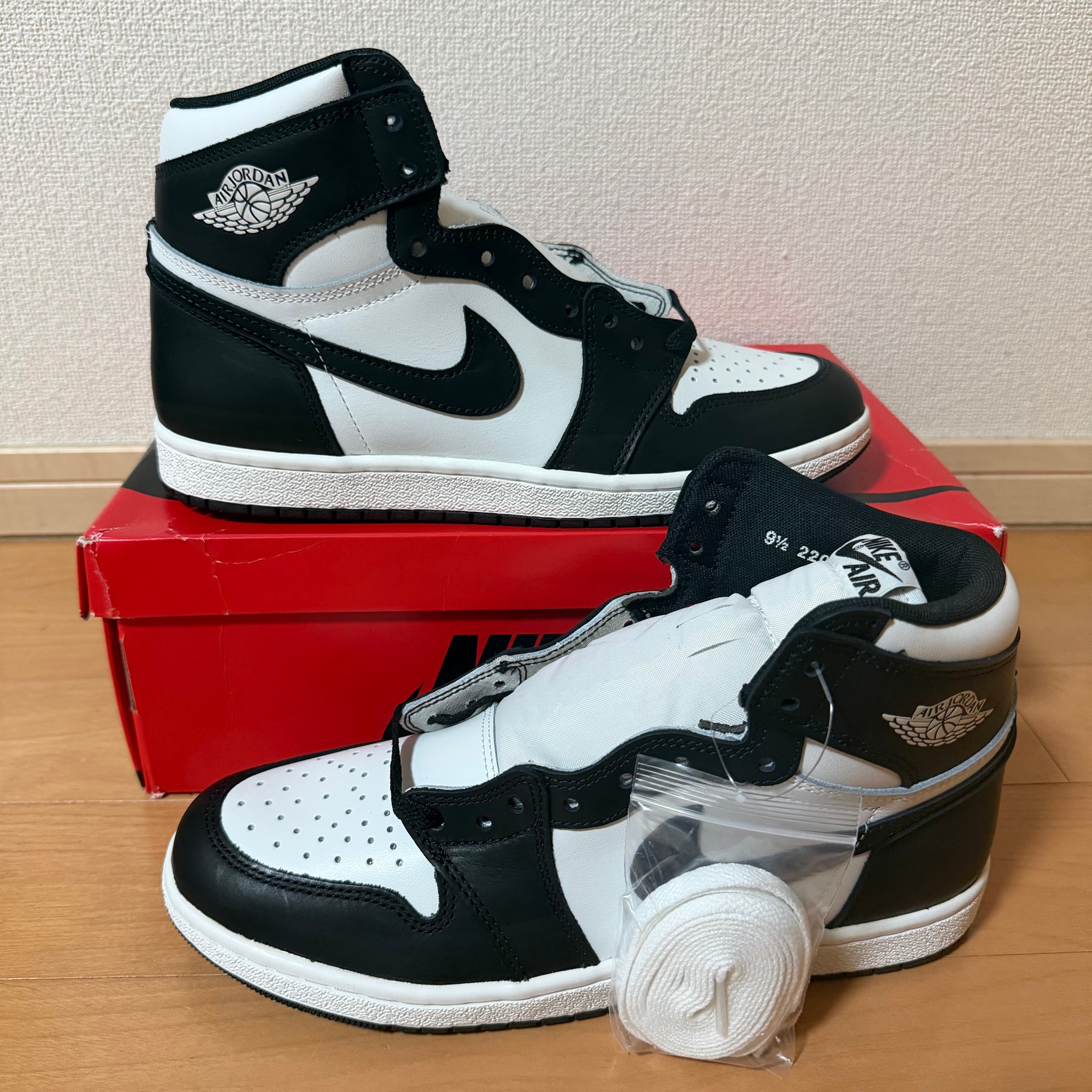 Nike Air Jordan 1 High '85 "Black/White"