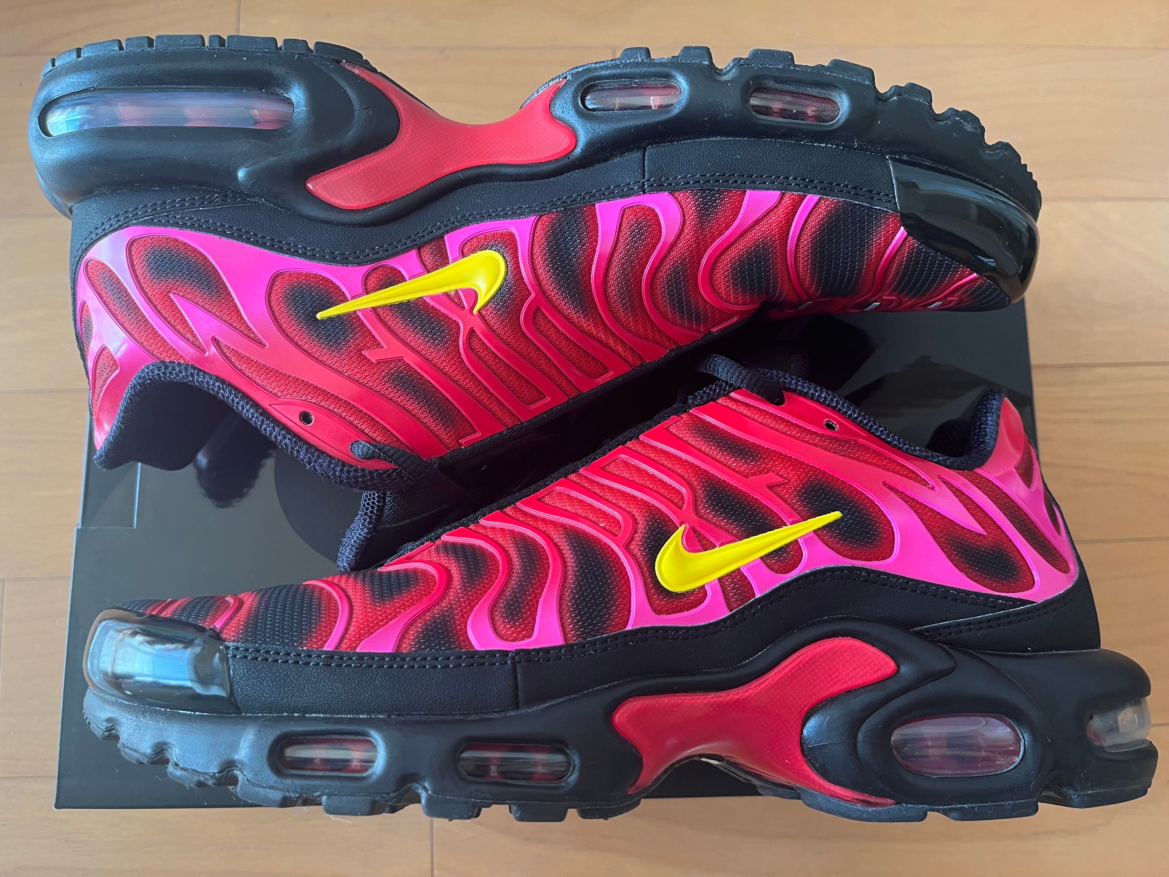 Supreme × Nike Air Max Plus "Hyper Grape"