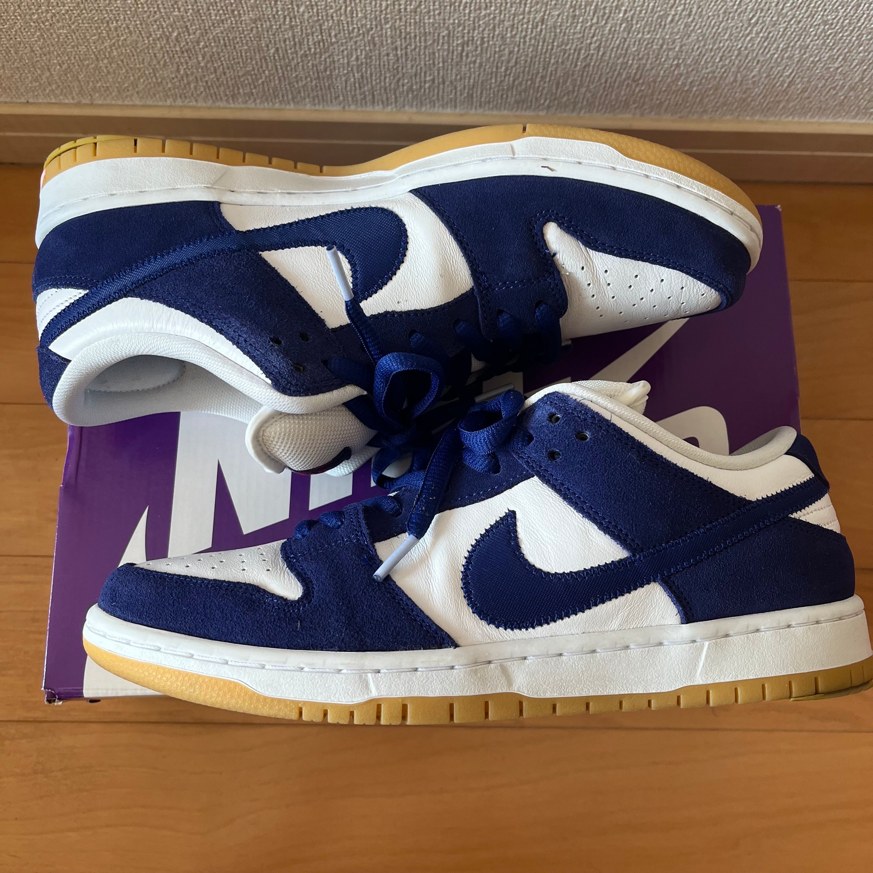 Nike SB Dunk Low "Los Angeles Dodgers/Deep Royal Blue"