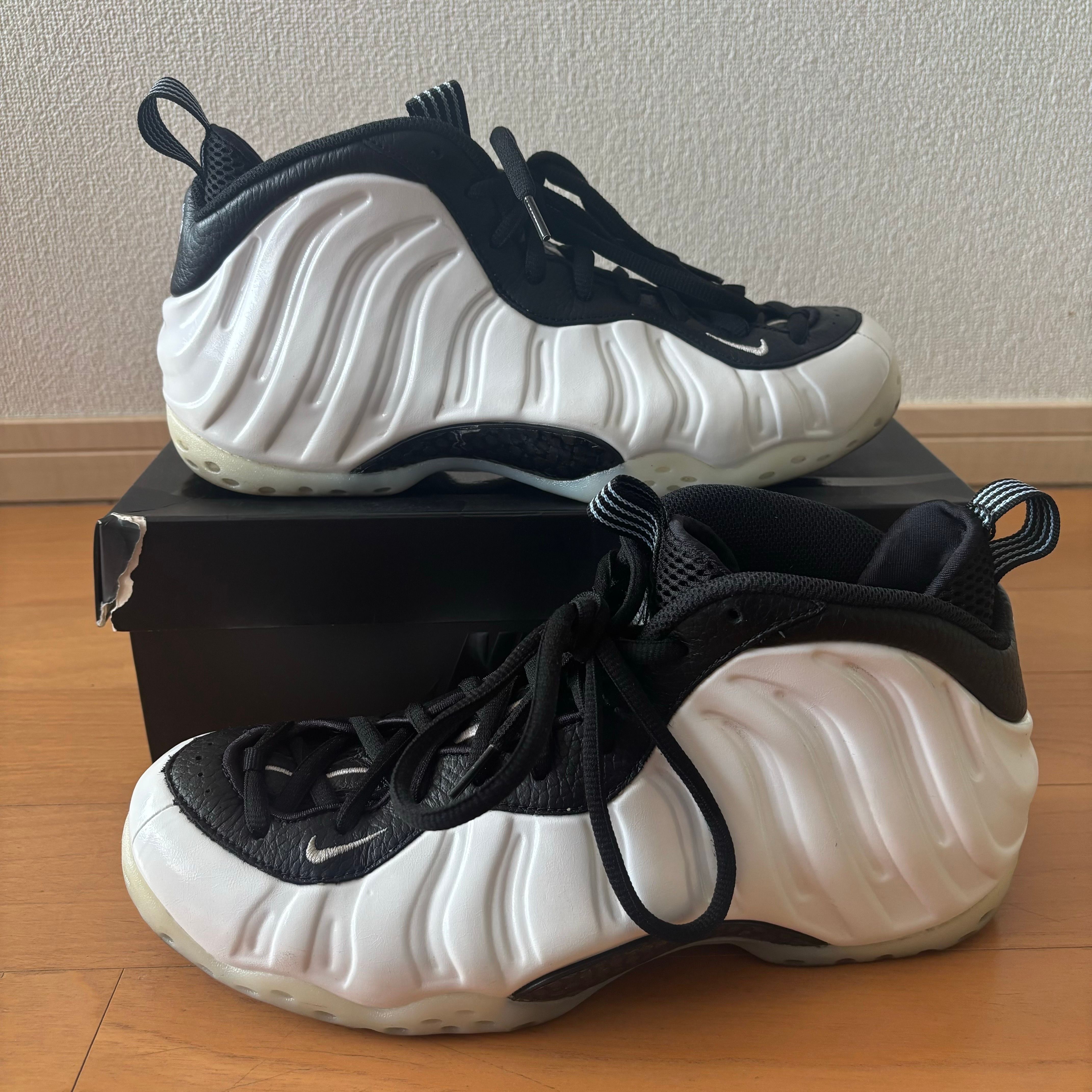 Nike Air Foamposite One "White and Black"