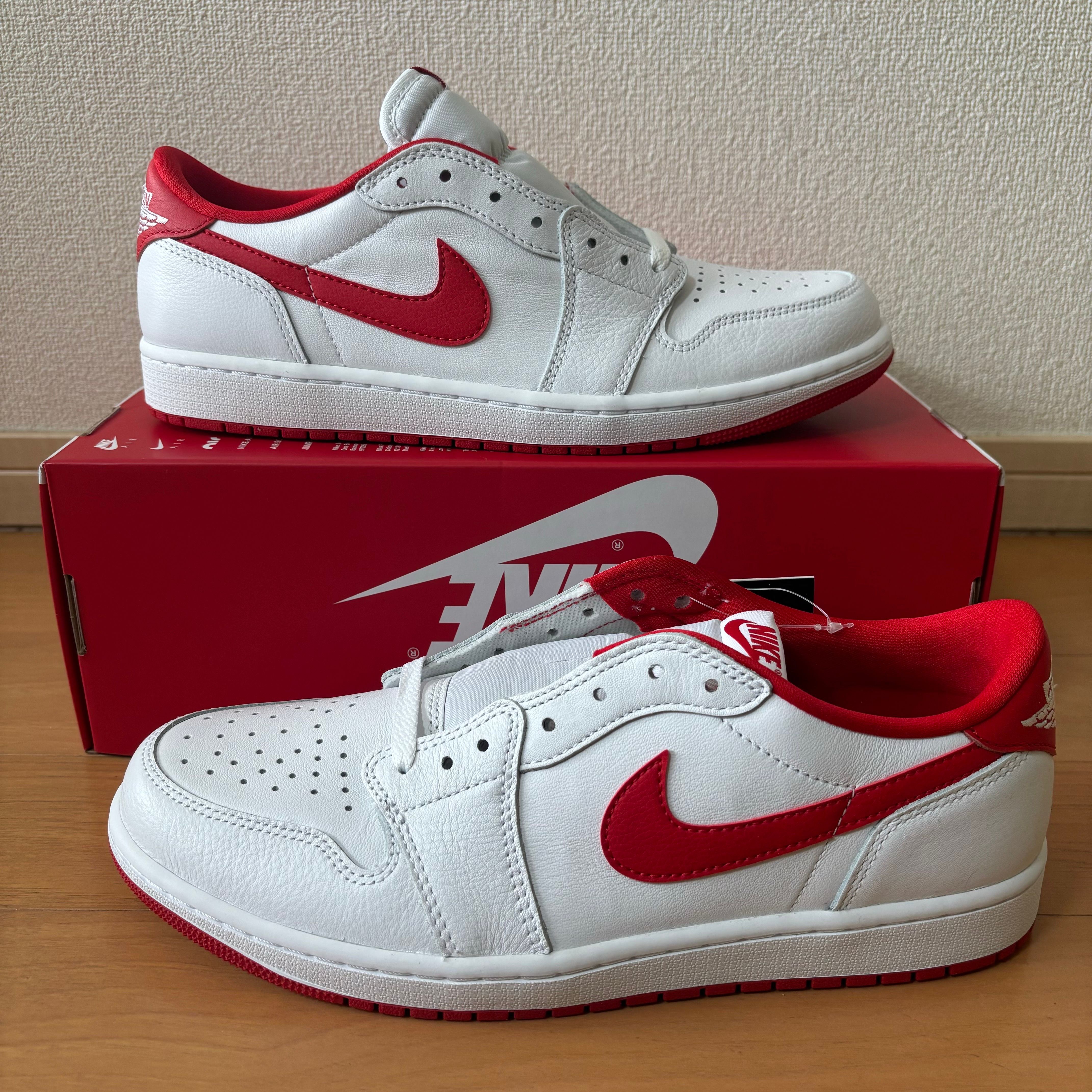 Nike Air Jordan 1 Retro Low OG "White and University Red"