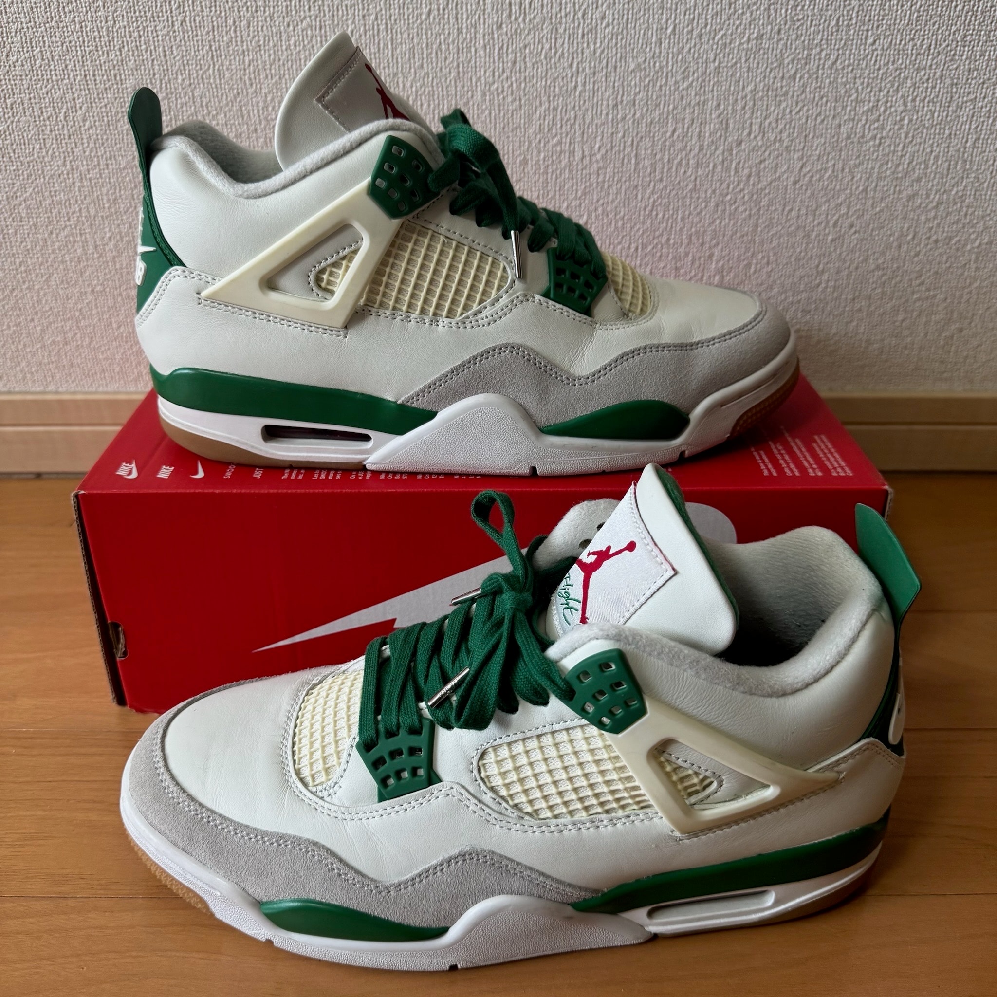 Nike SB × Air Jordan 4 Retro SP "Pine Green"