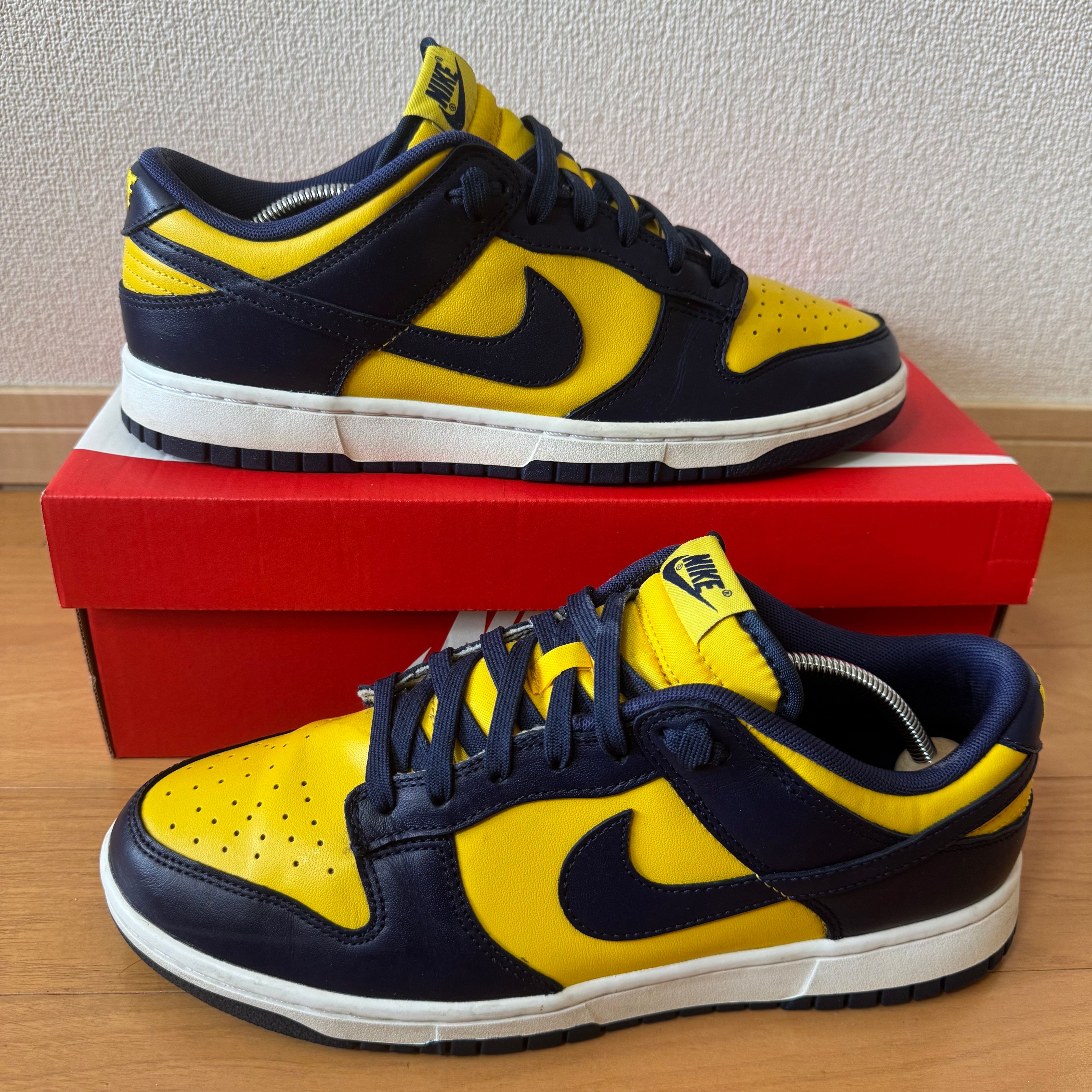 Nike Dunk Low "Michigan"
