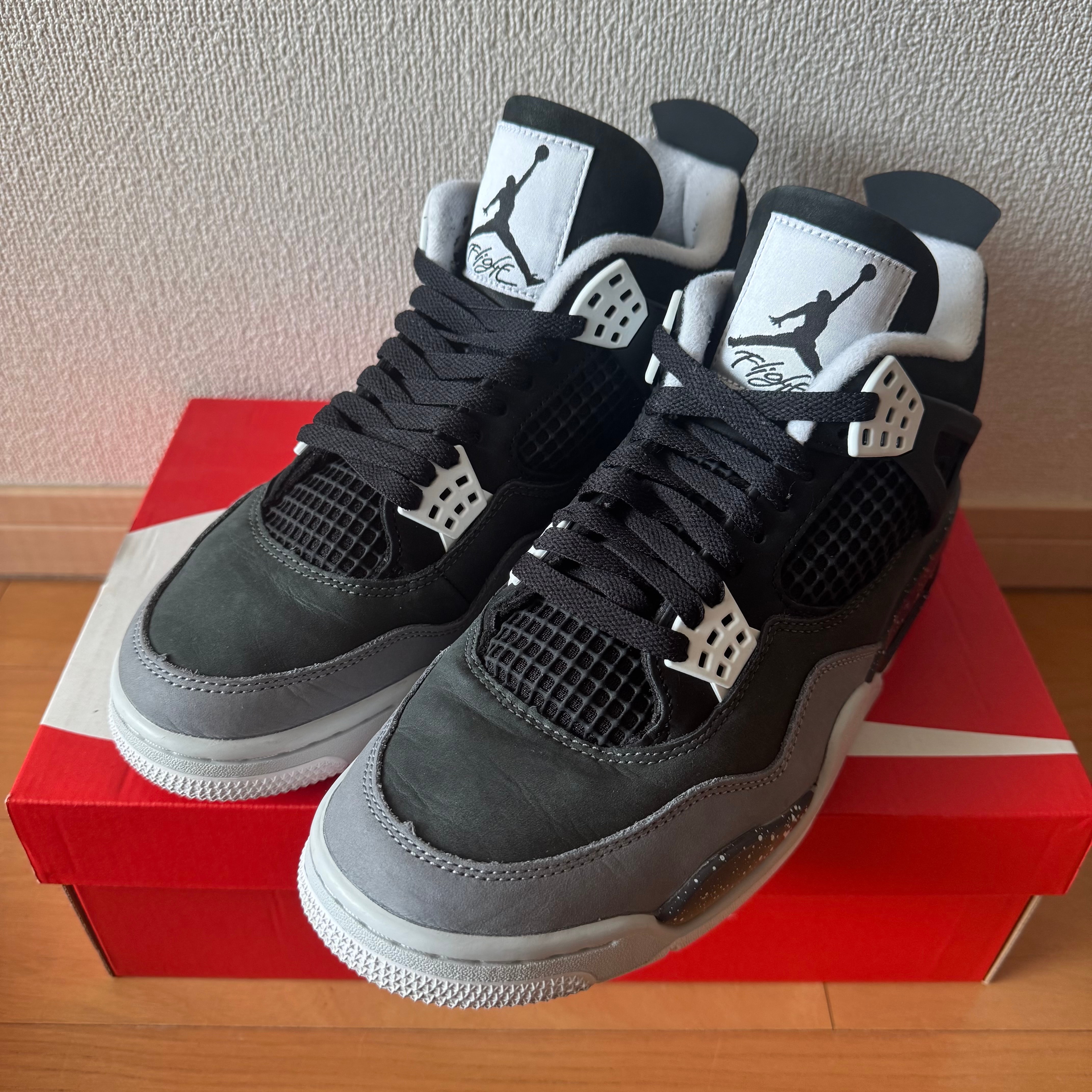 Nike Air Jordan 4 Retro "Fear"