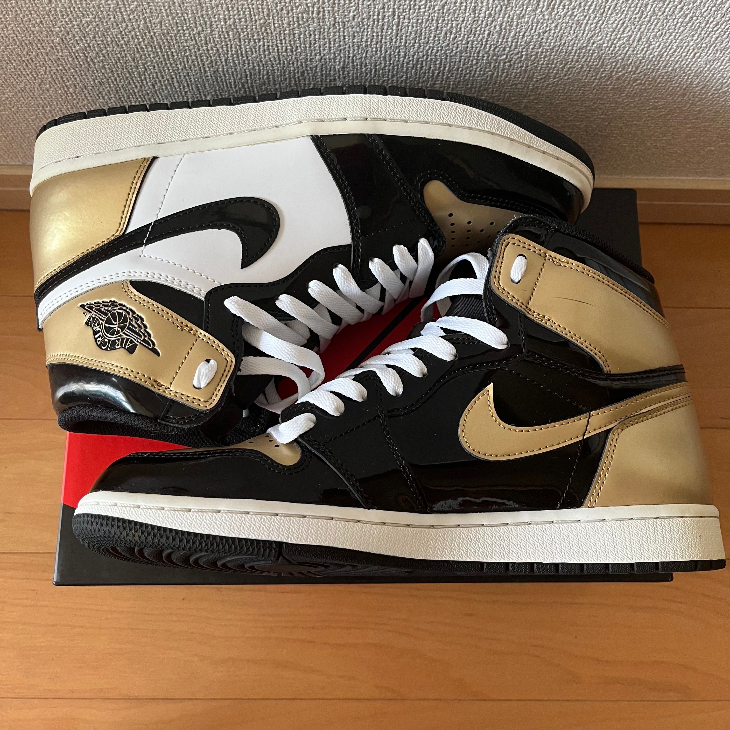 Nike Air Jordan 1 Retro High OG NRG "Gold Toe"