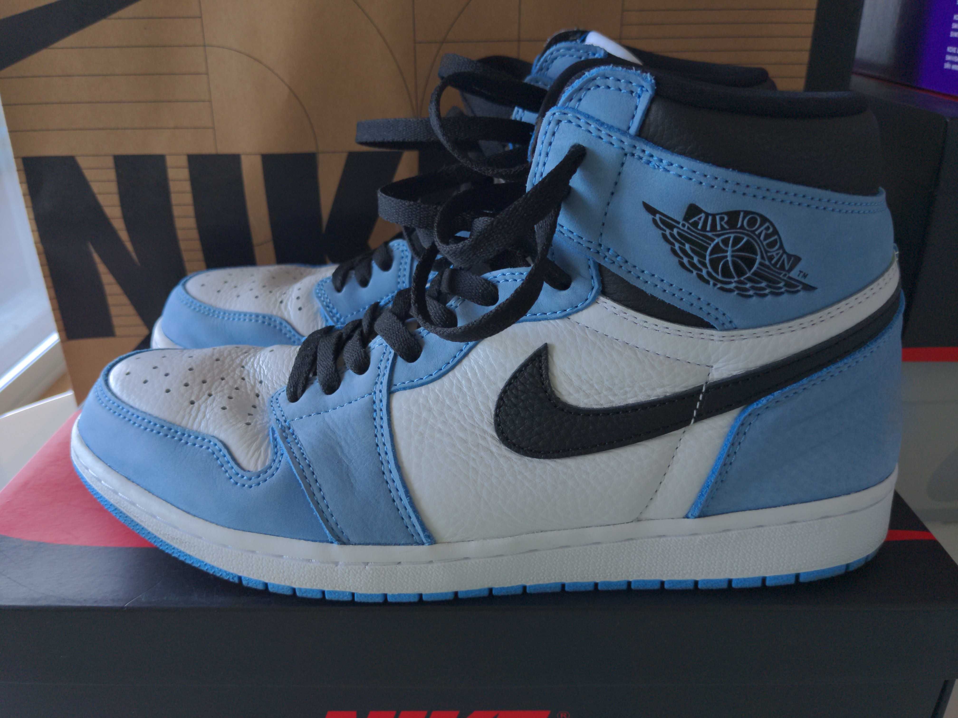Nike Air Jordan 1 High OG "University Blue"