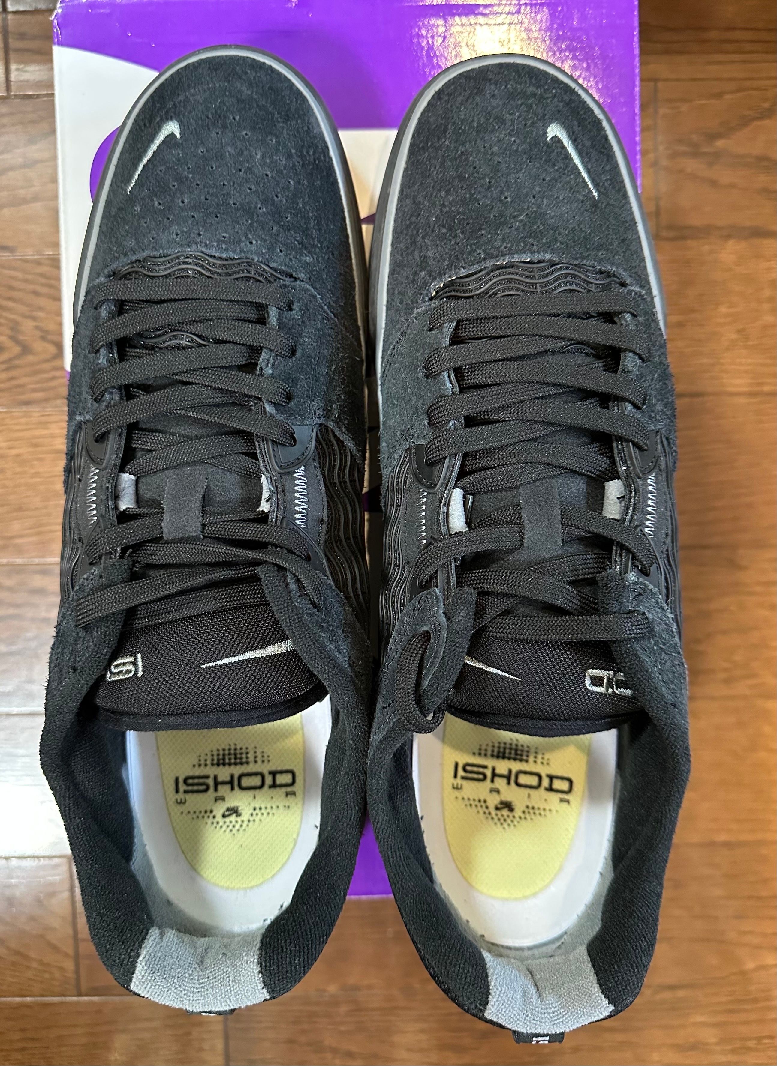 ナイキ SB イショッド ウェア "ブラック スモーク グレイ"