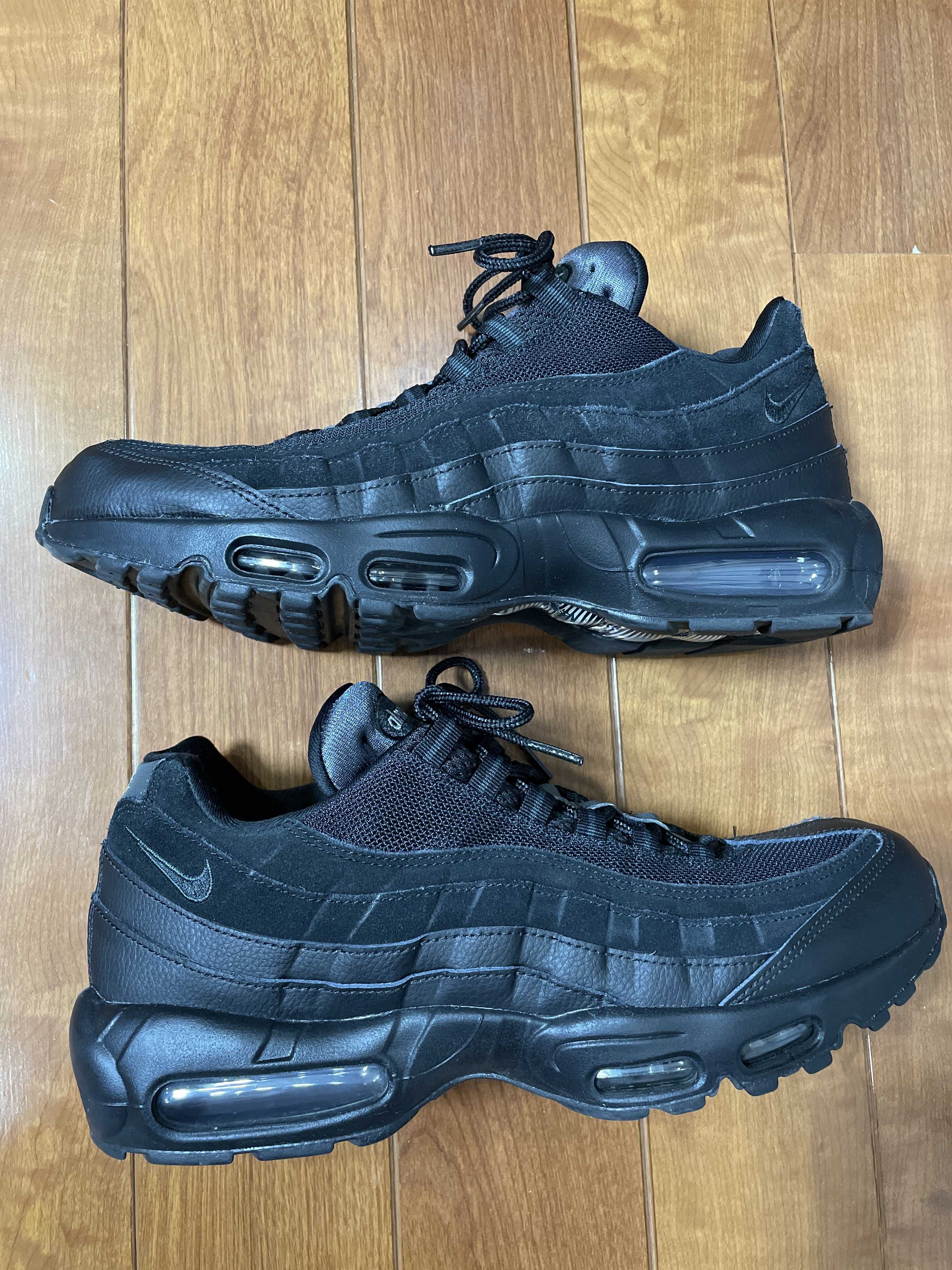 Nike Air Max 95 Essential "Triple Black" (2019)